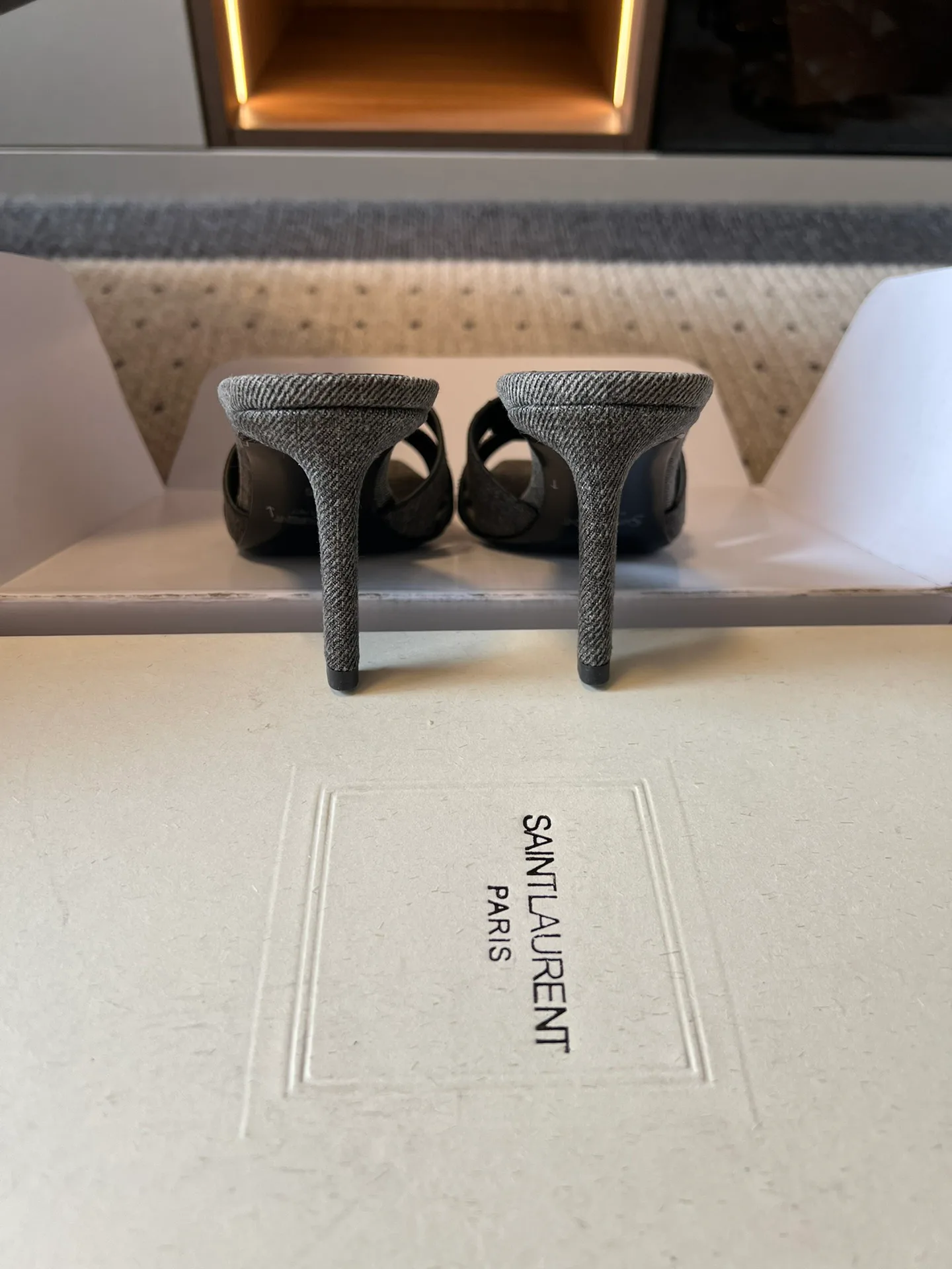 Босоножки Женские Saint Laurent 11239397