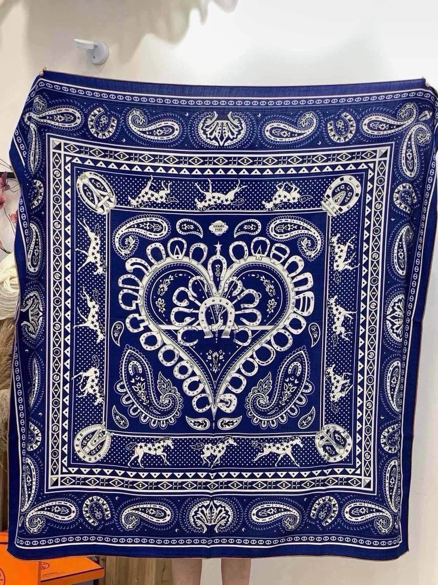 Платки Hermes 18525751