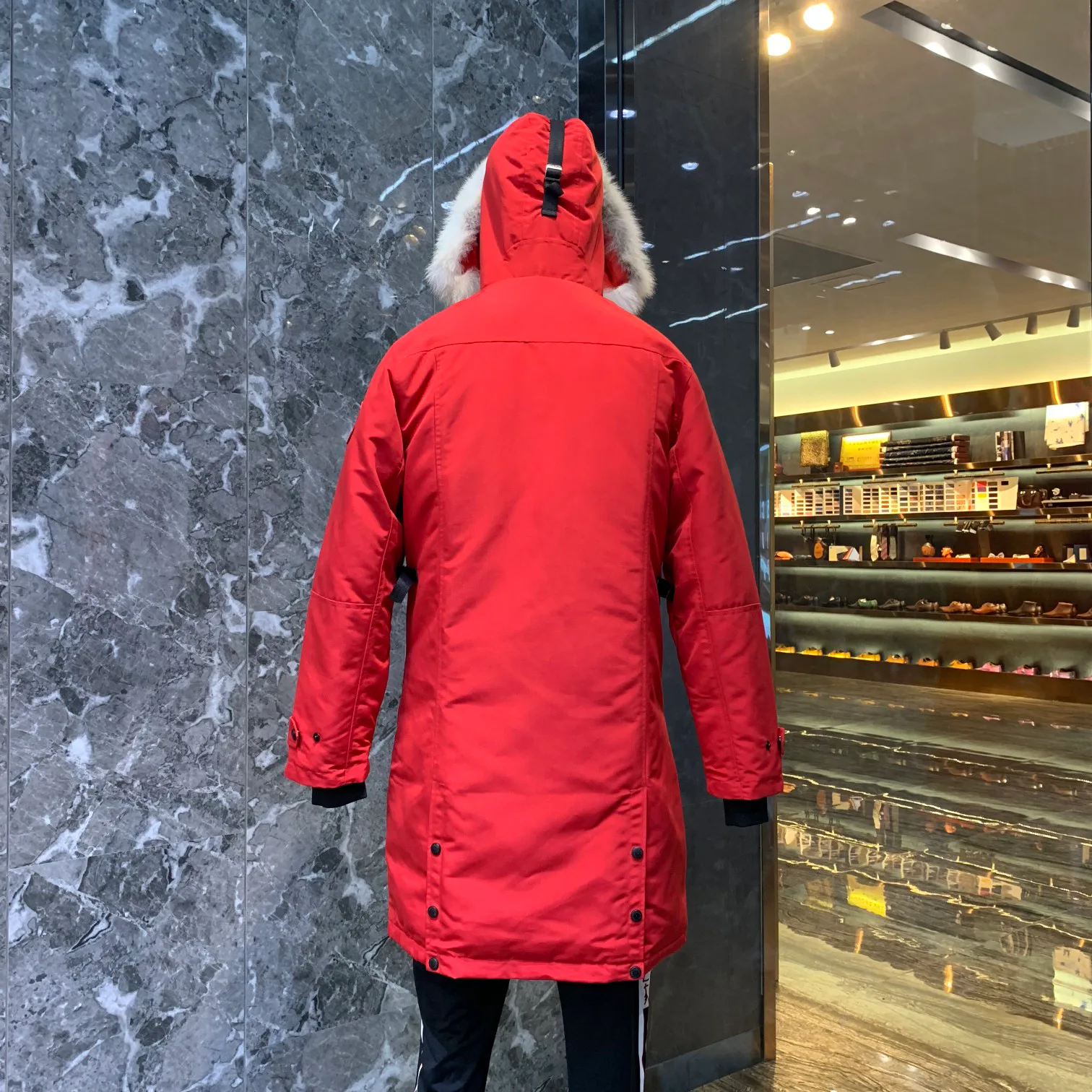 Куртки И Пуховики Женские Canada Goose 64136