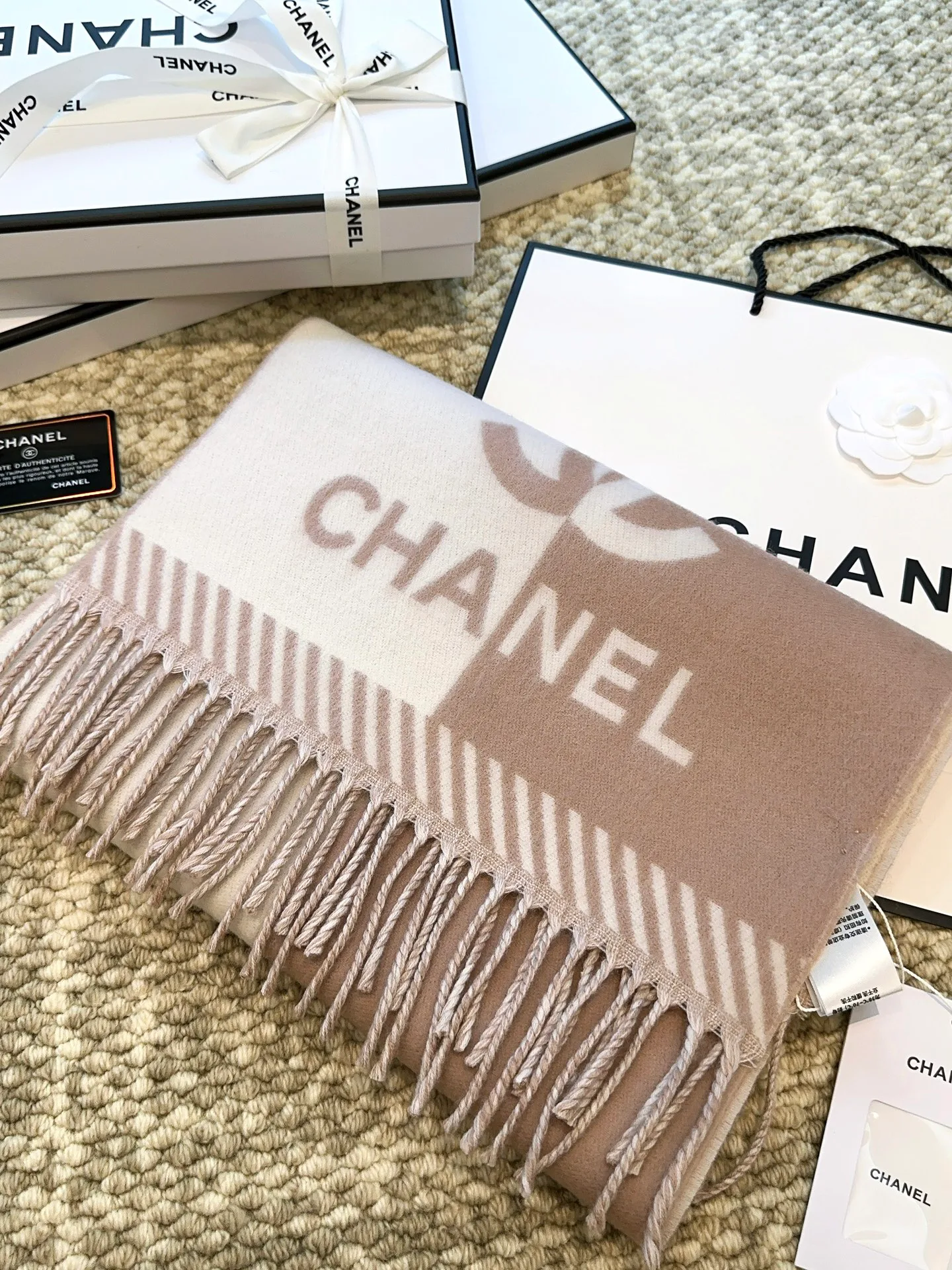 Шарфы Chanel 1813576
