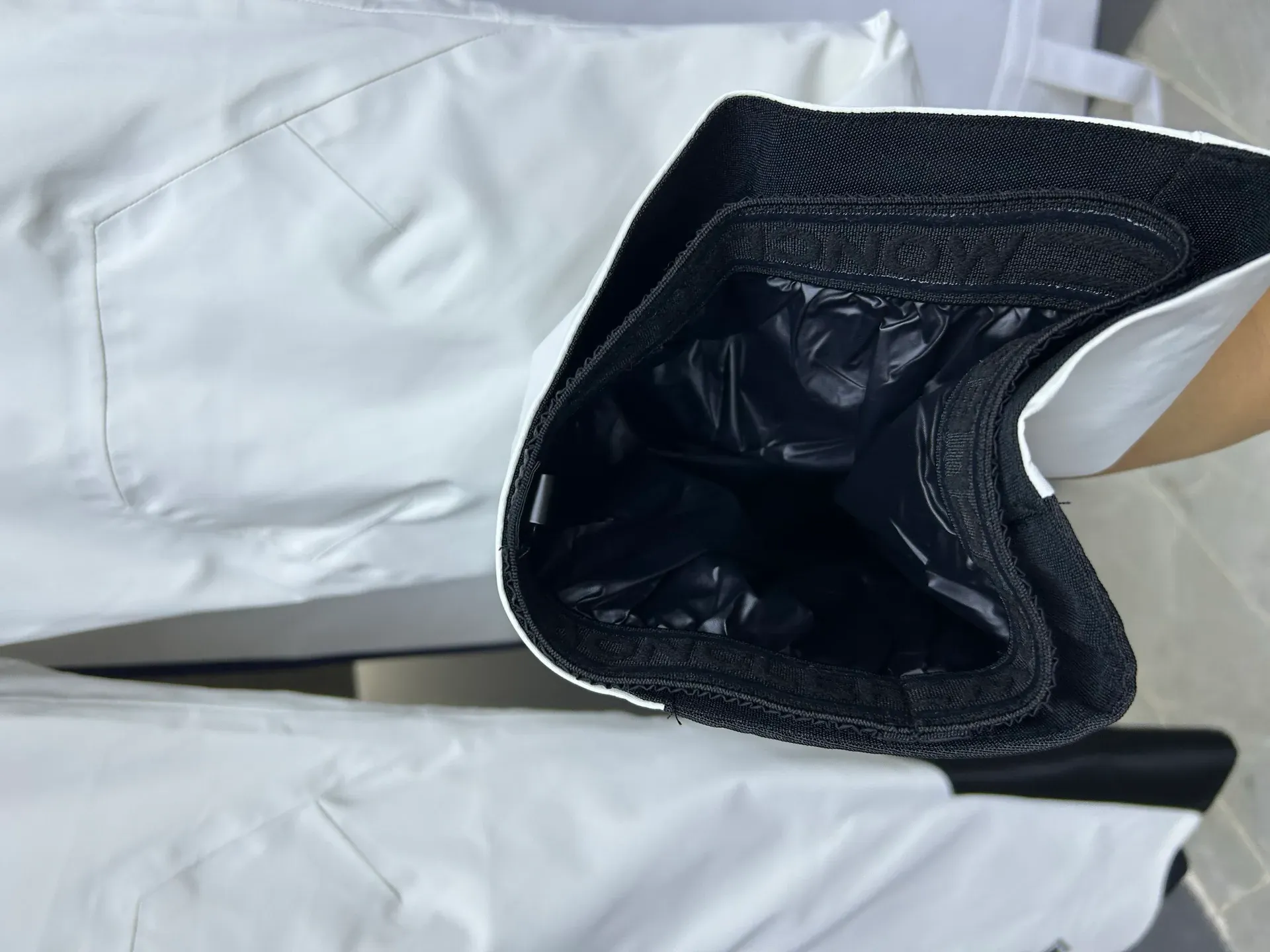 Брюки Женские Moncler 170445