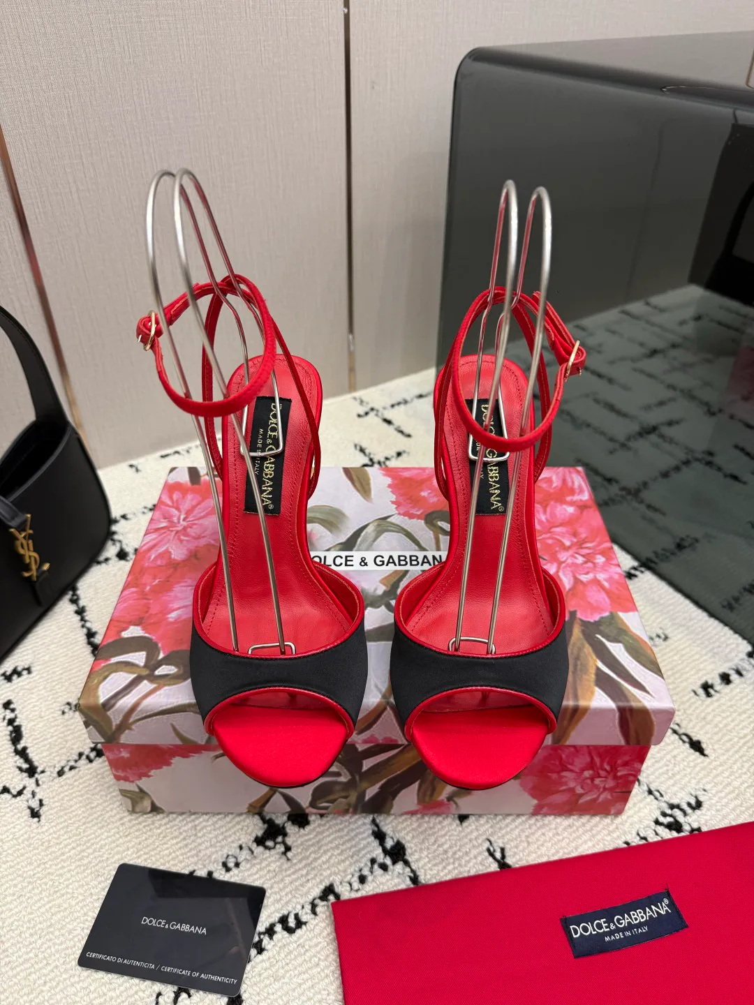 Босоножки Женские Dolce & Gabbana 18335958