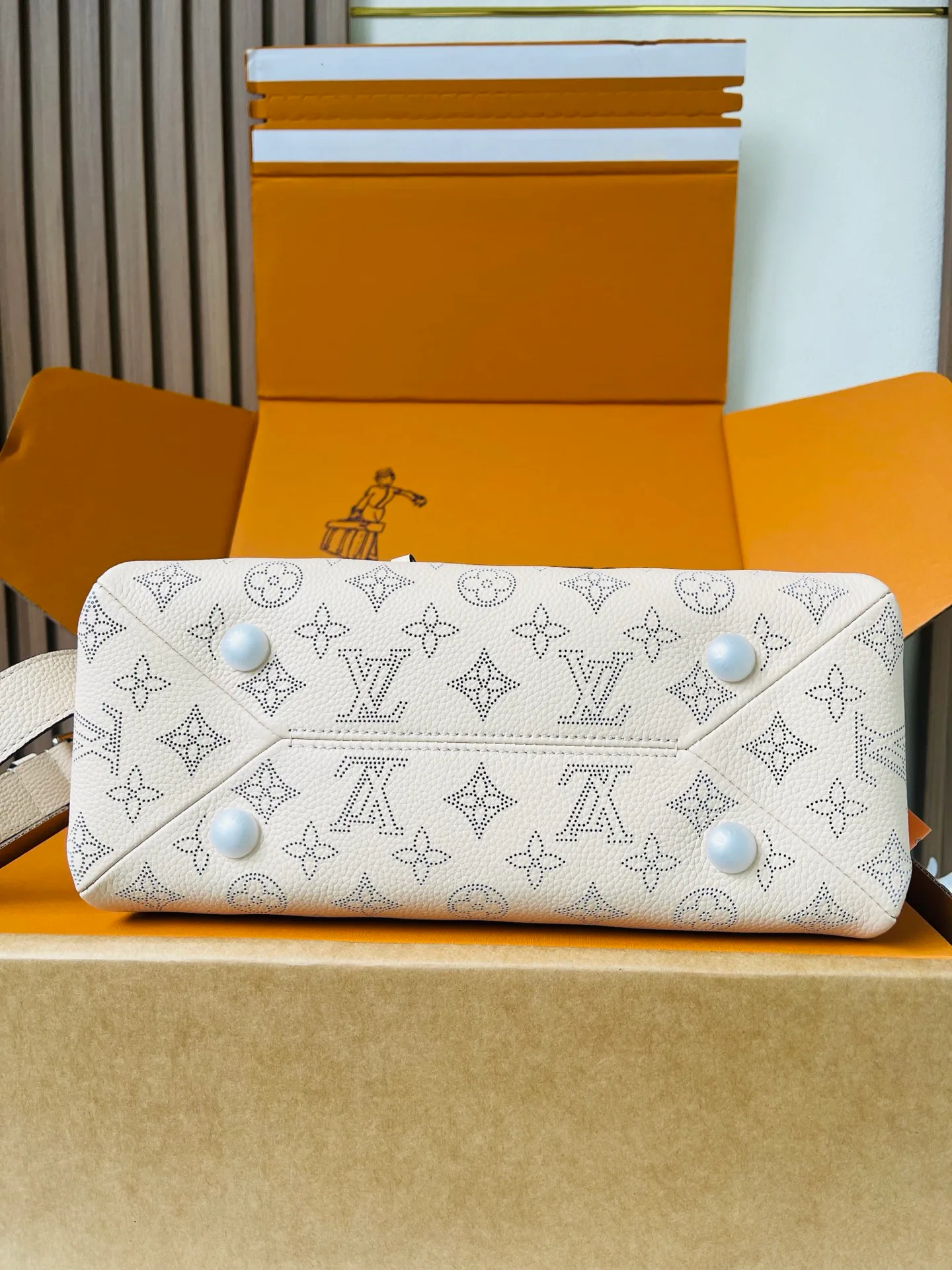 Классические Сумки Женские Louis Vuitton 12569332