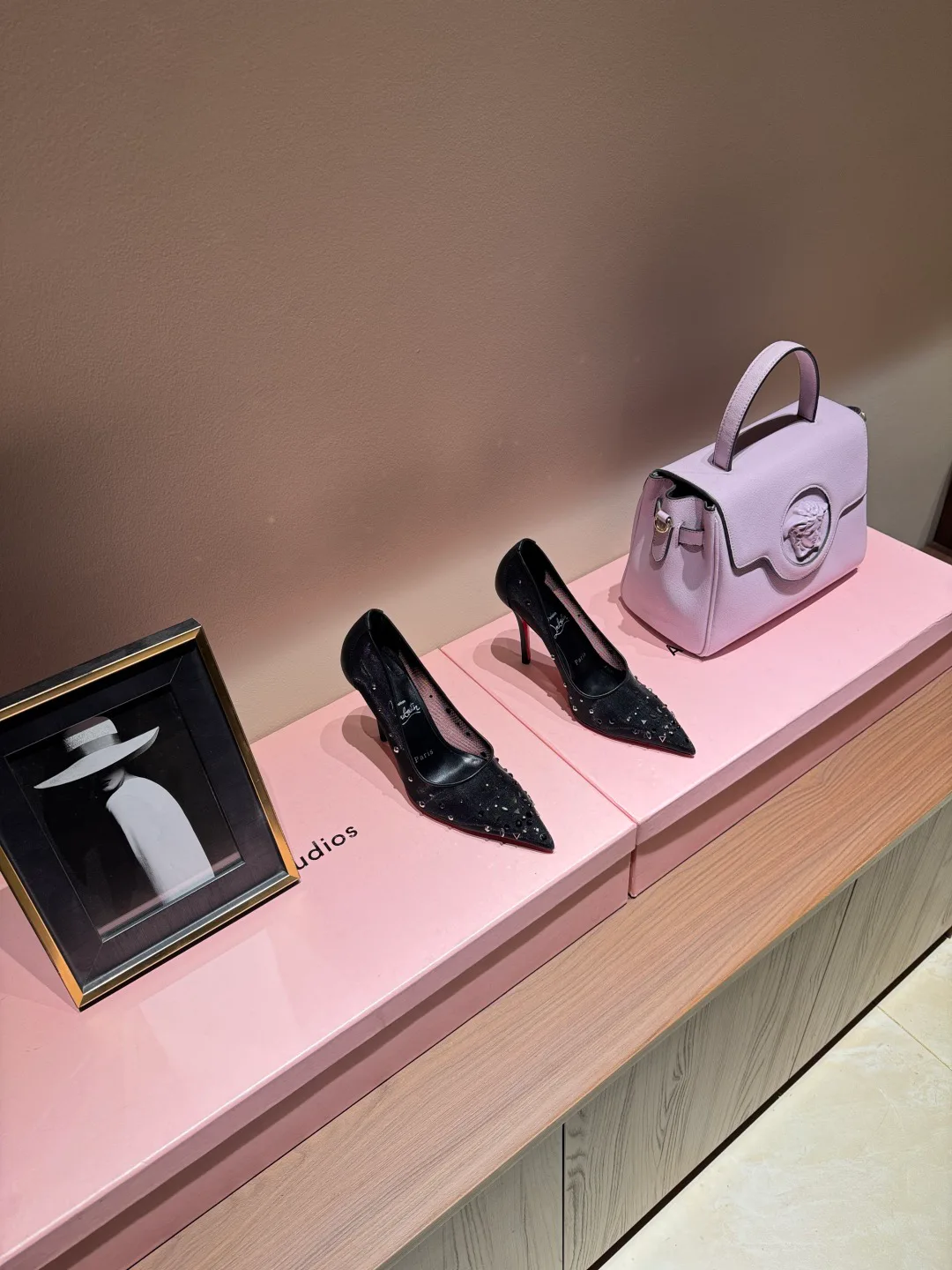 Туфли Женские Christian Louboutin 4743769