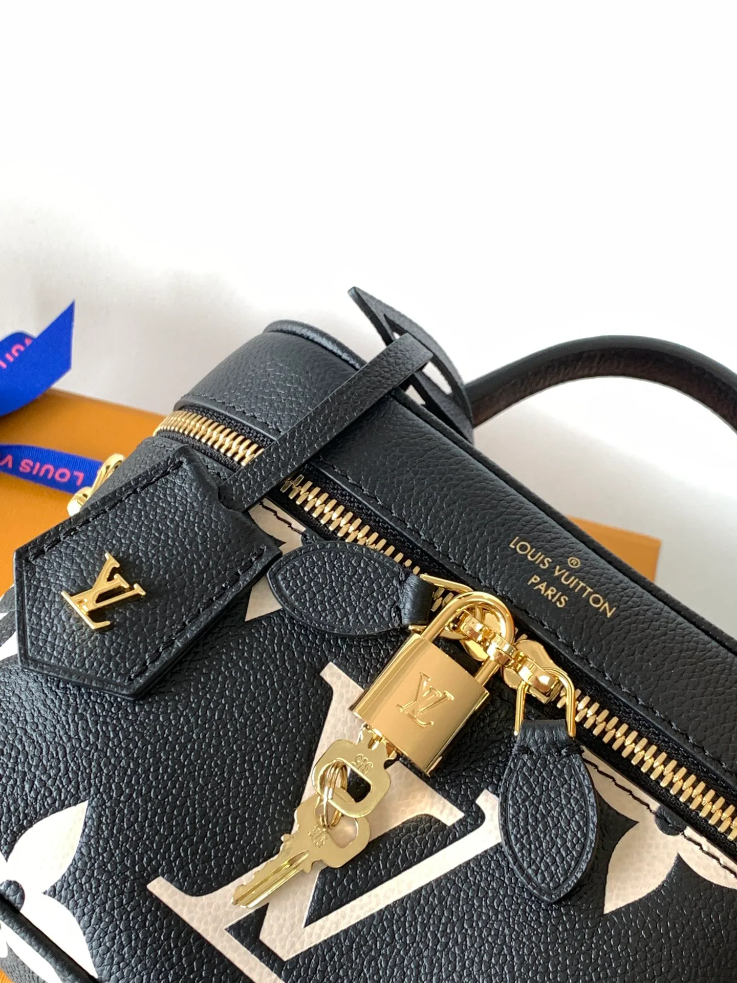 Сумки На Ремне Женские Louis Vuitton 1253950