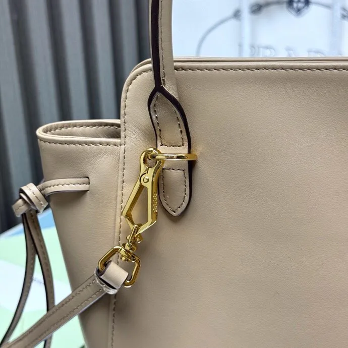Классические Сумки Женские Prada 13332200
