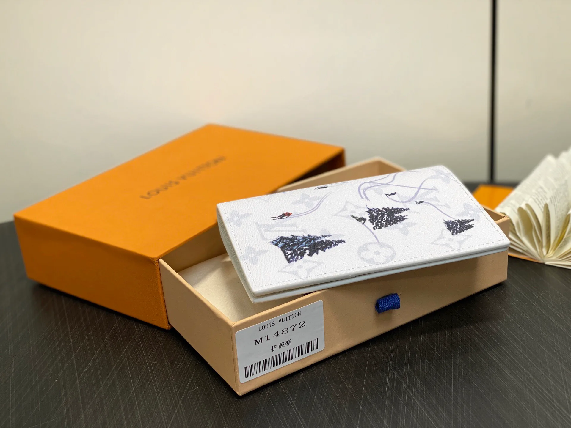 Обложки На Паспорт Louis Vuitton 83992