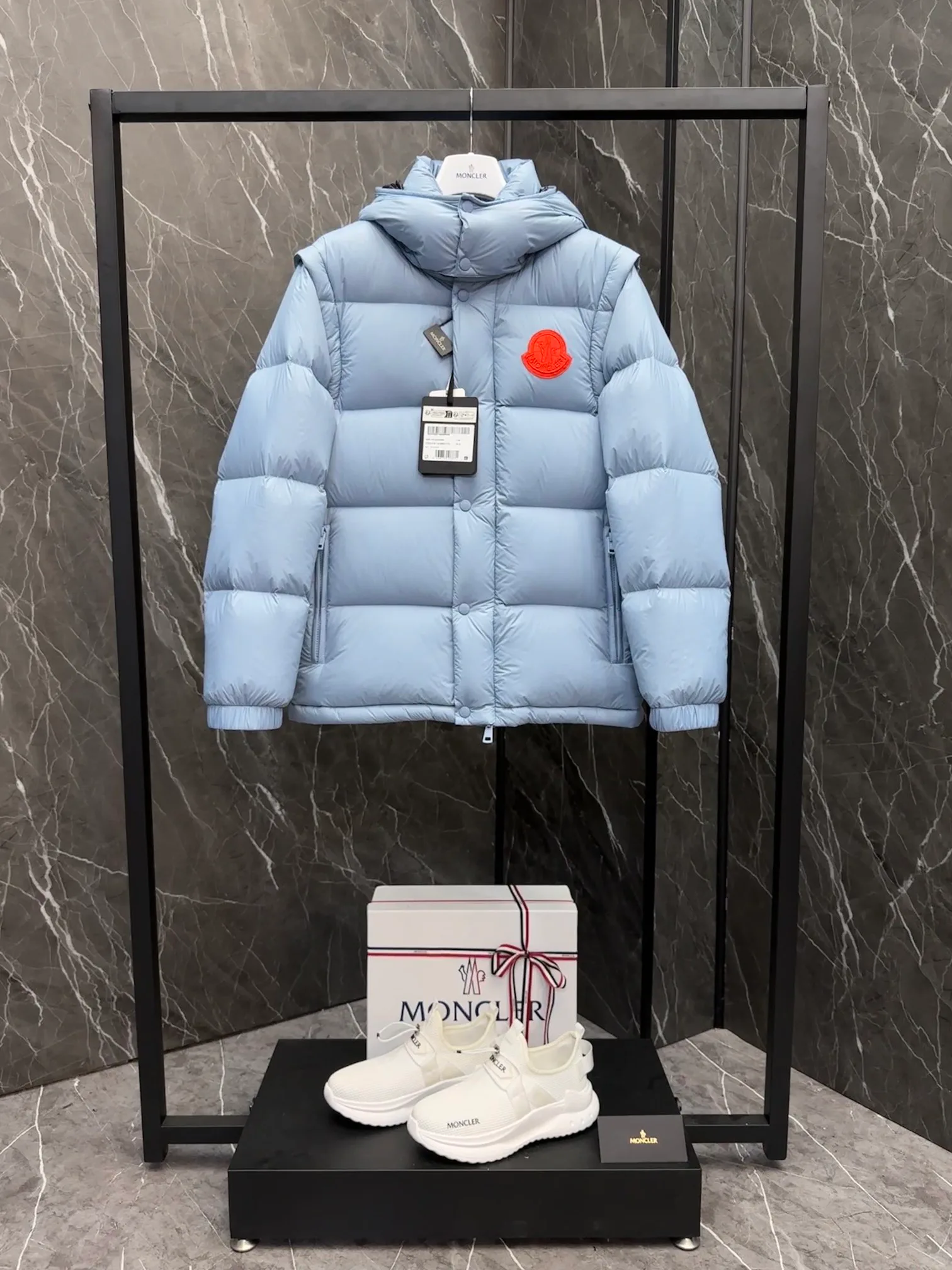 Куртки И Пуховики Женские Moncler 19648466