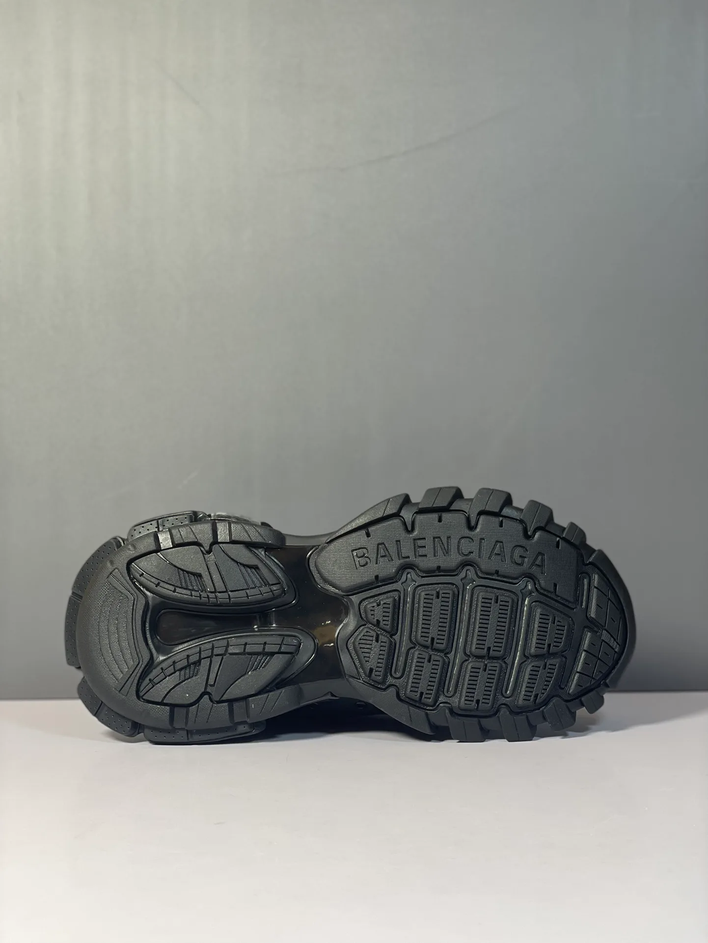 Кроссовки Женские Balenciaga 9674