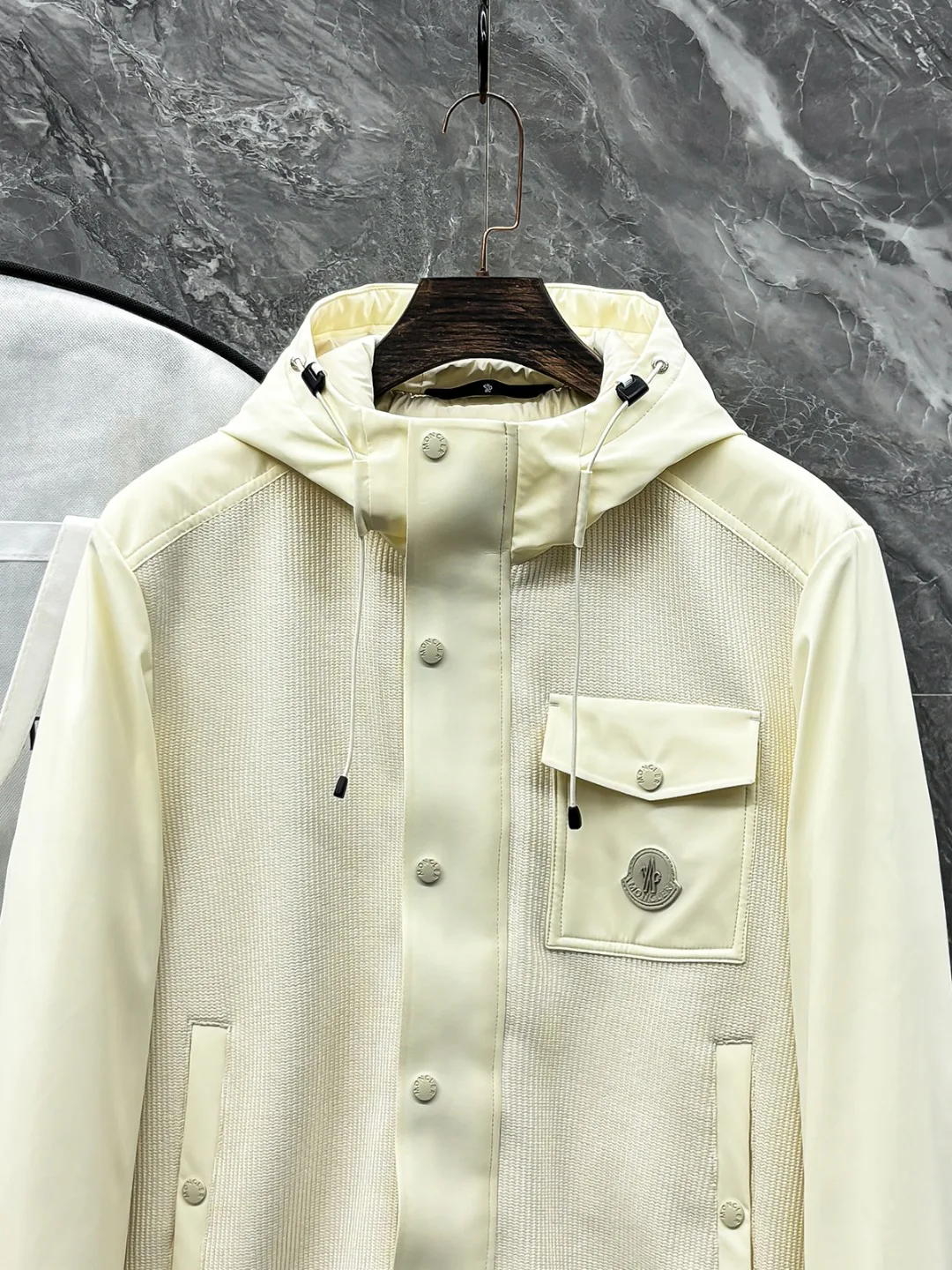 Куртки И Пуховики Мужские Moncler 5023450