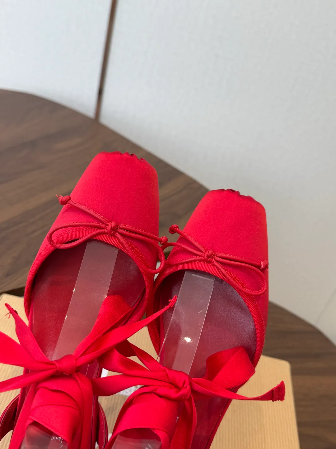Туфли Женские Christian Louboutin 17461354