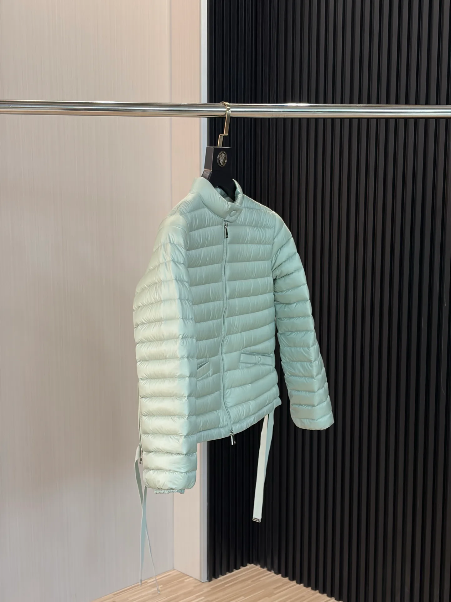 Куртки И Пуховики Мужские Moncler 17908035