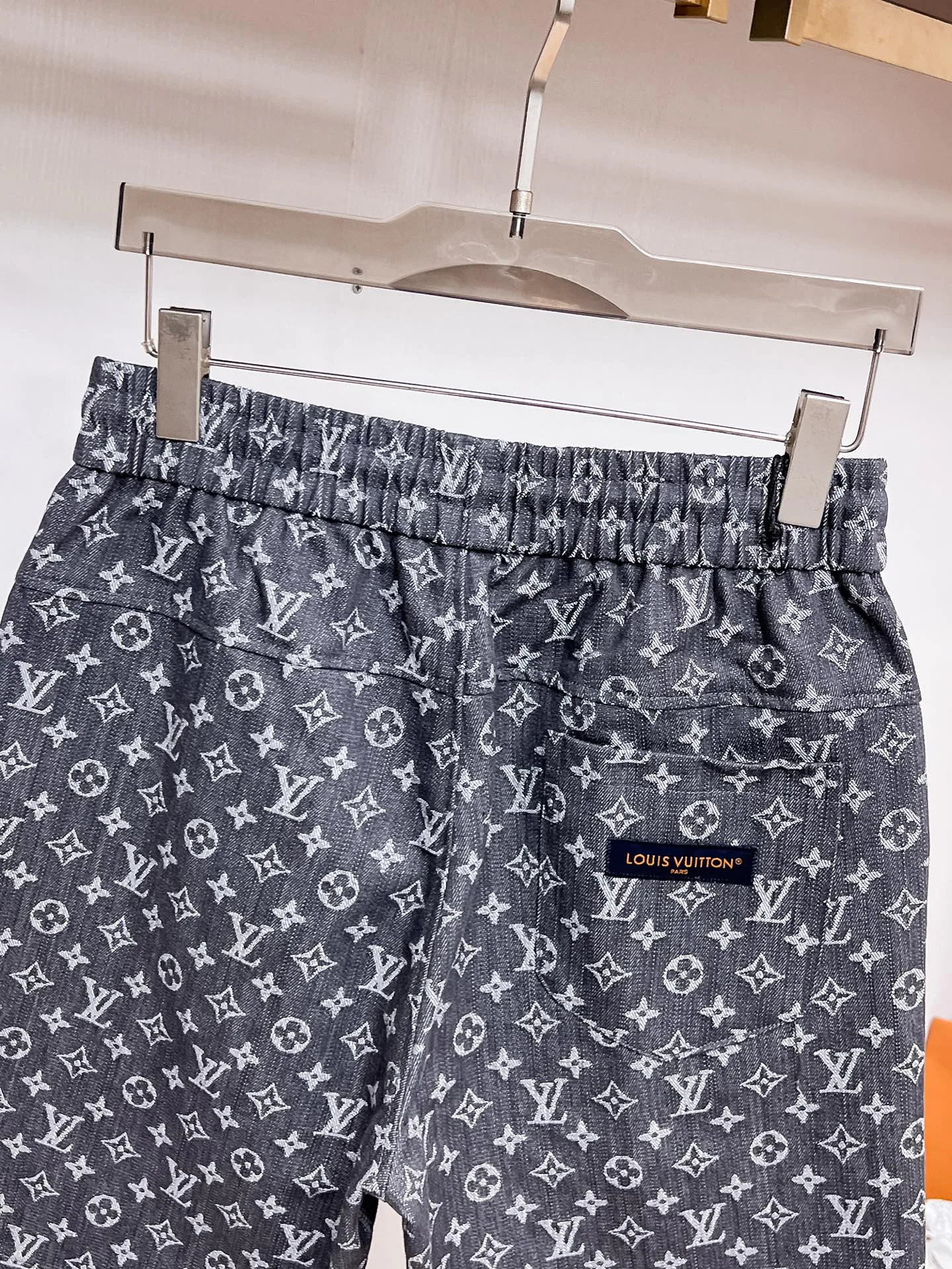 Шорты Мужские Louis Vuitton 13417571