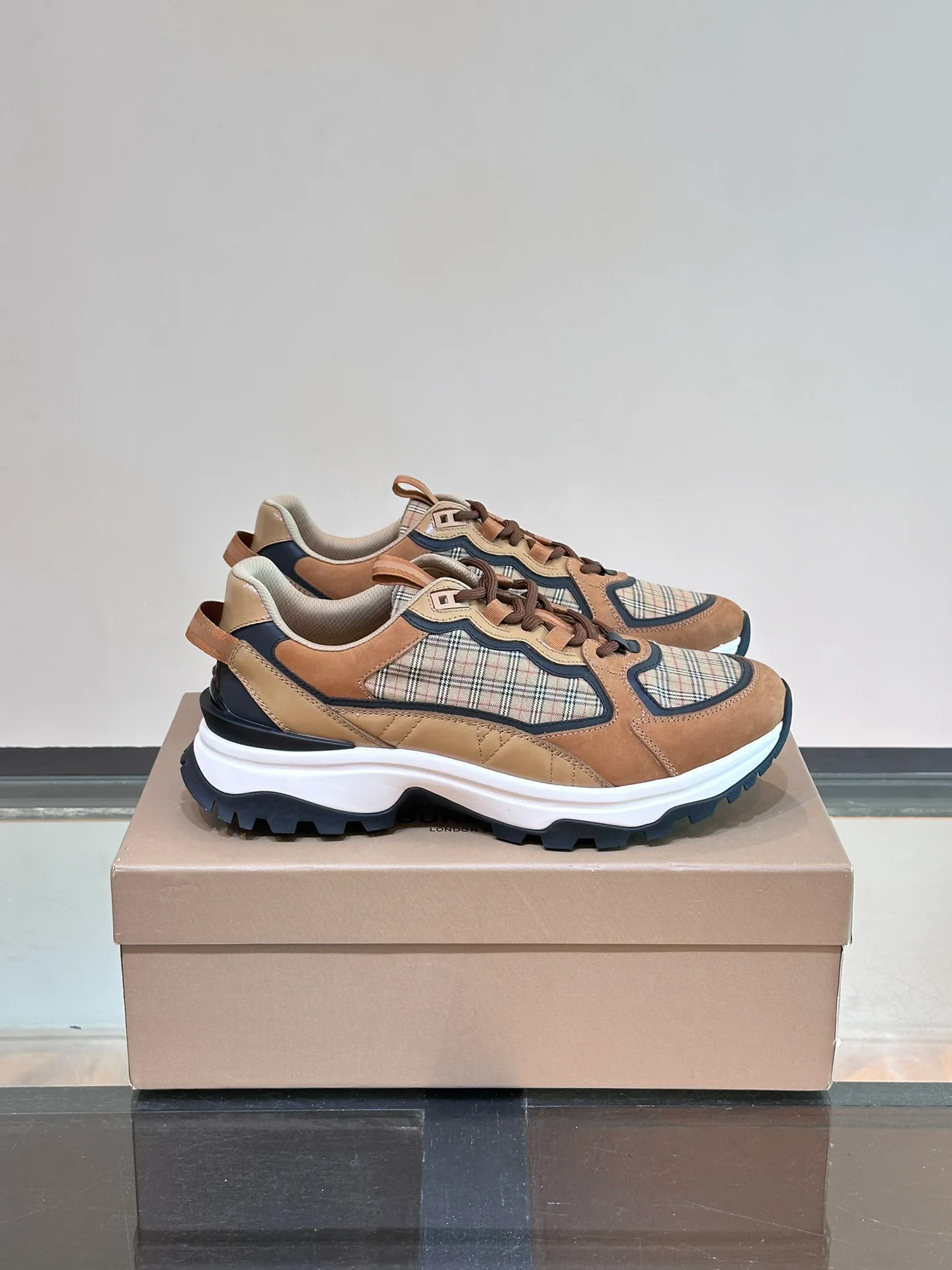 Кроссовки Мужские Burberry 1319071