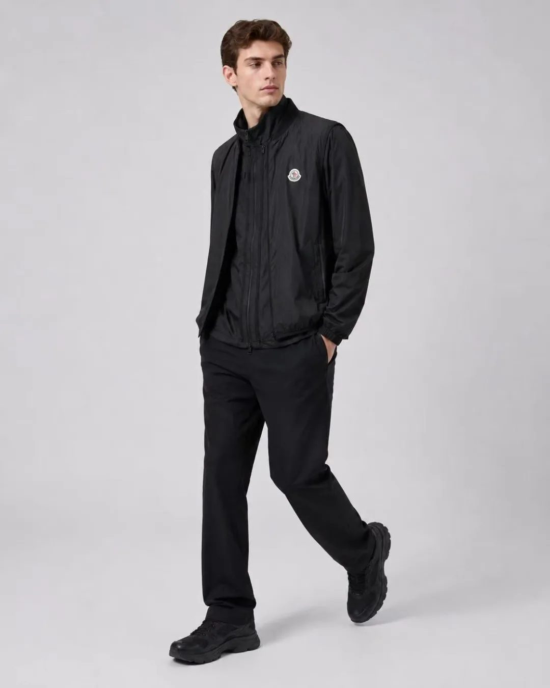 Куртки И Пуховики Мужские Moncler 17468332