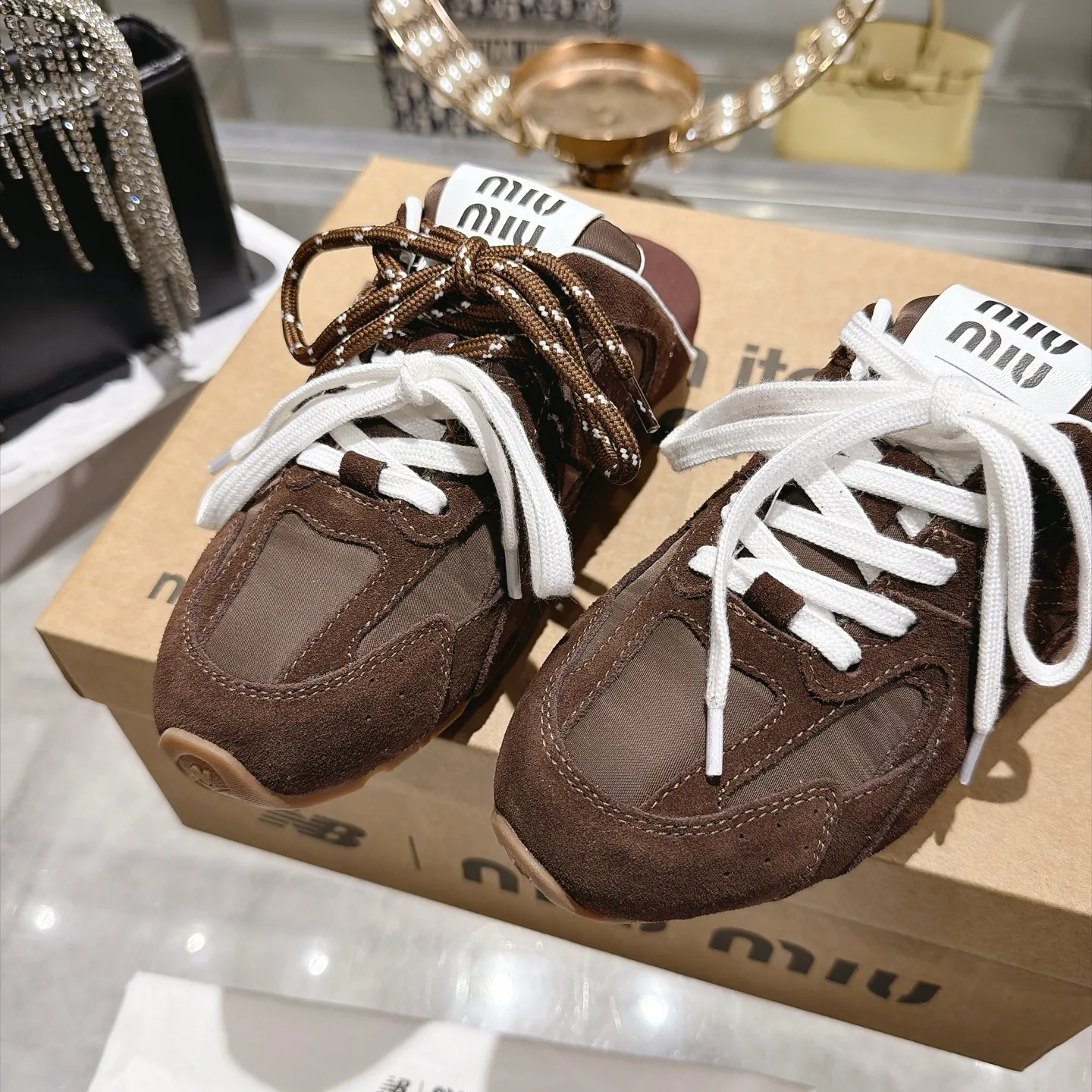 Кроссовки Женские Miu Miu 18034819
