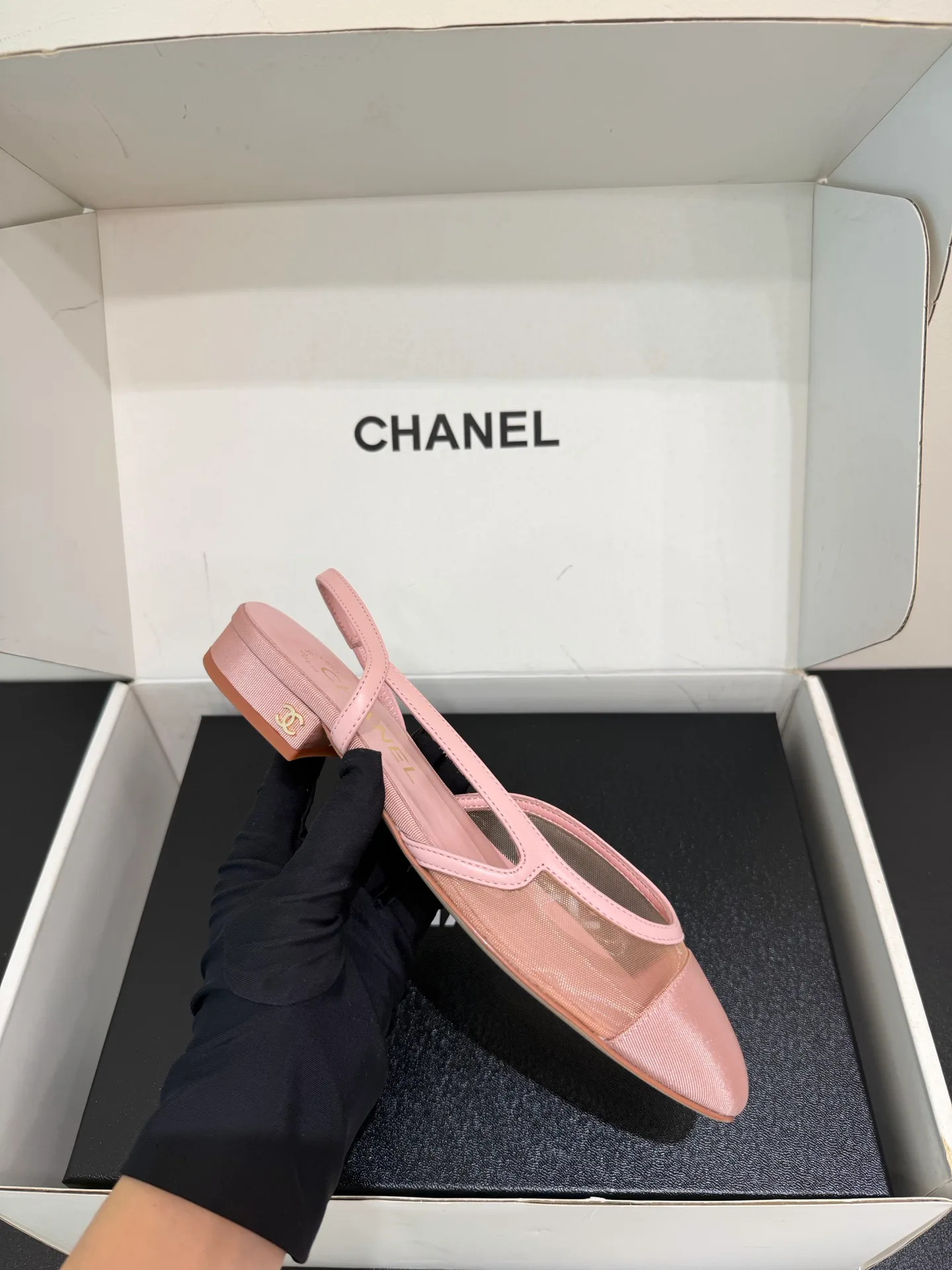 Босоножки Женские Chanel 18080118