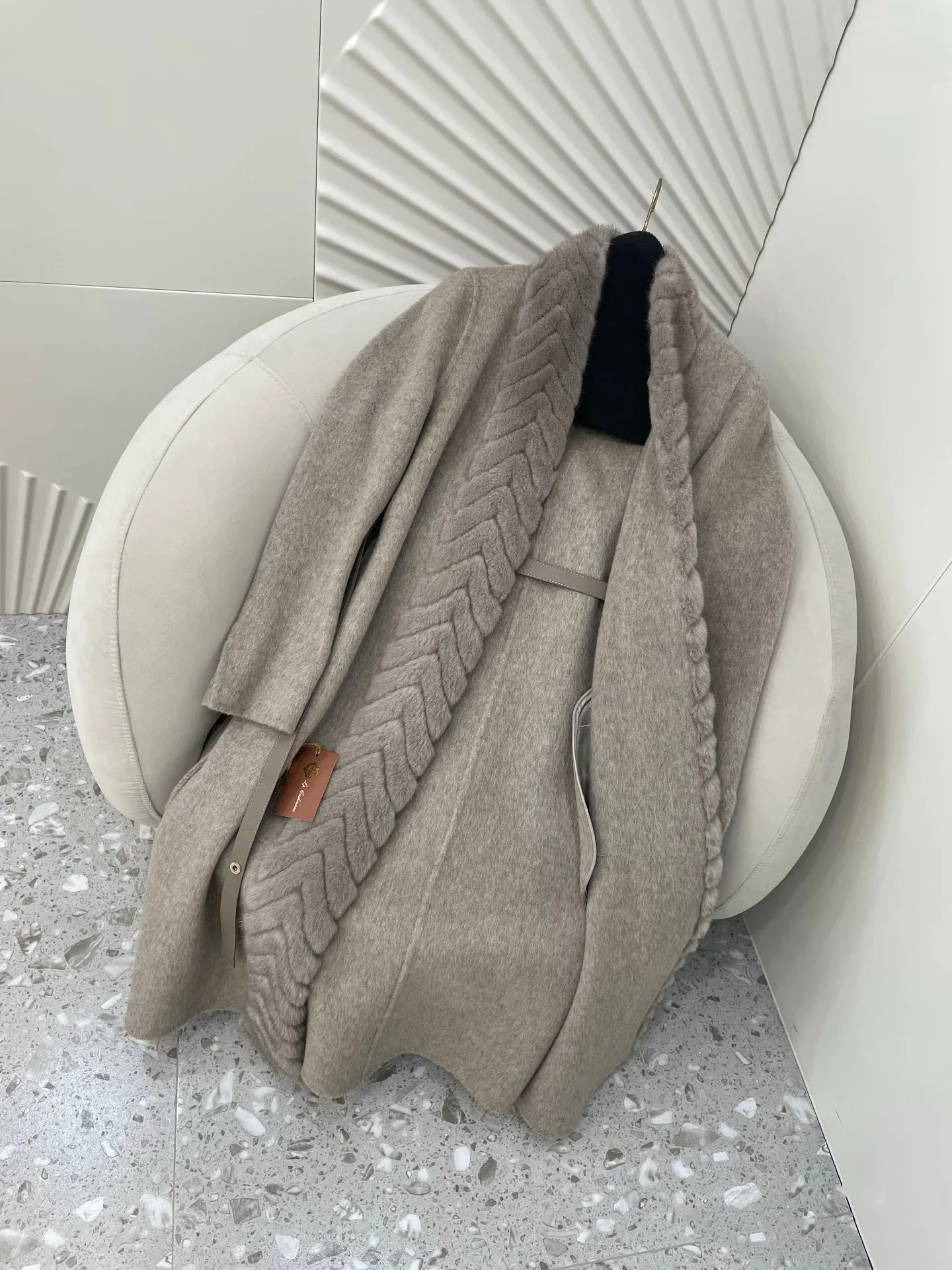 Свитеры Женские Loro Piana Свитеры Женские Loro Piana