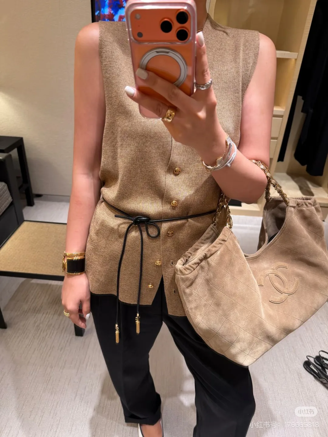 Жилеты Женские Chanel 18241040