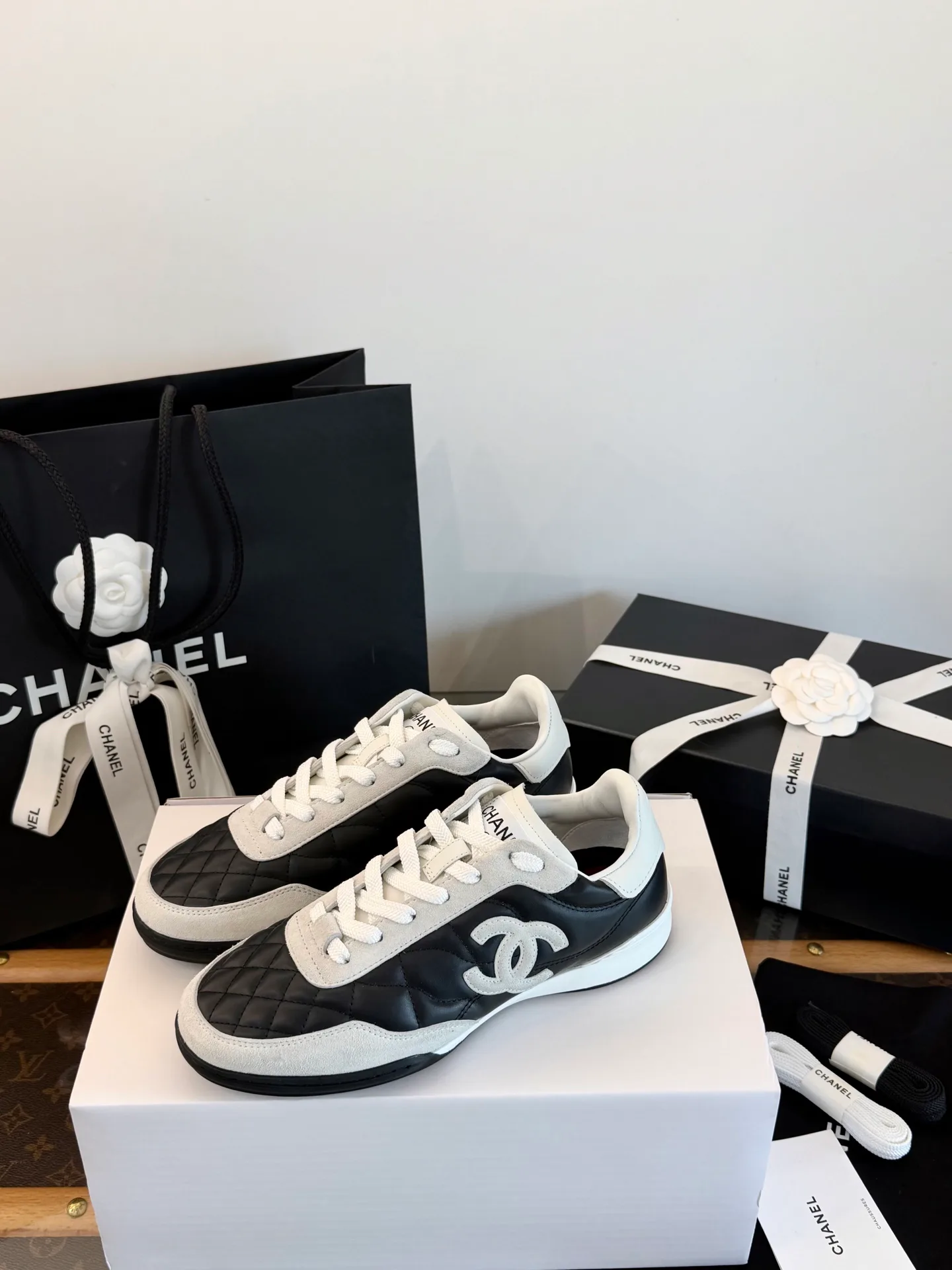 Кроссовки Женские Chanel 19295980
