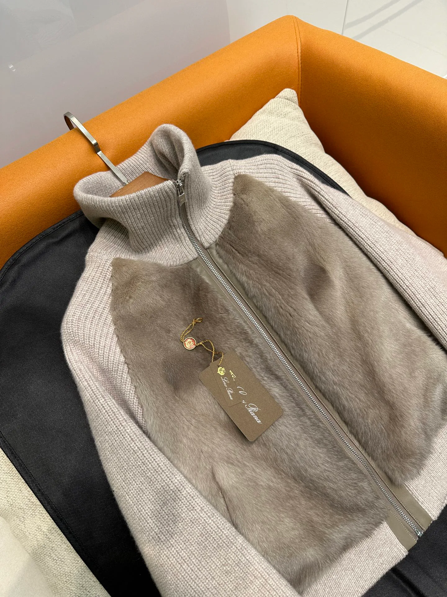 Куртки И Пуховики Женские Loro Piana 182270