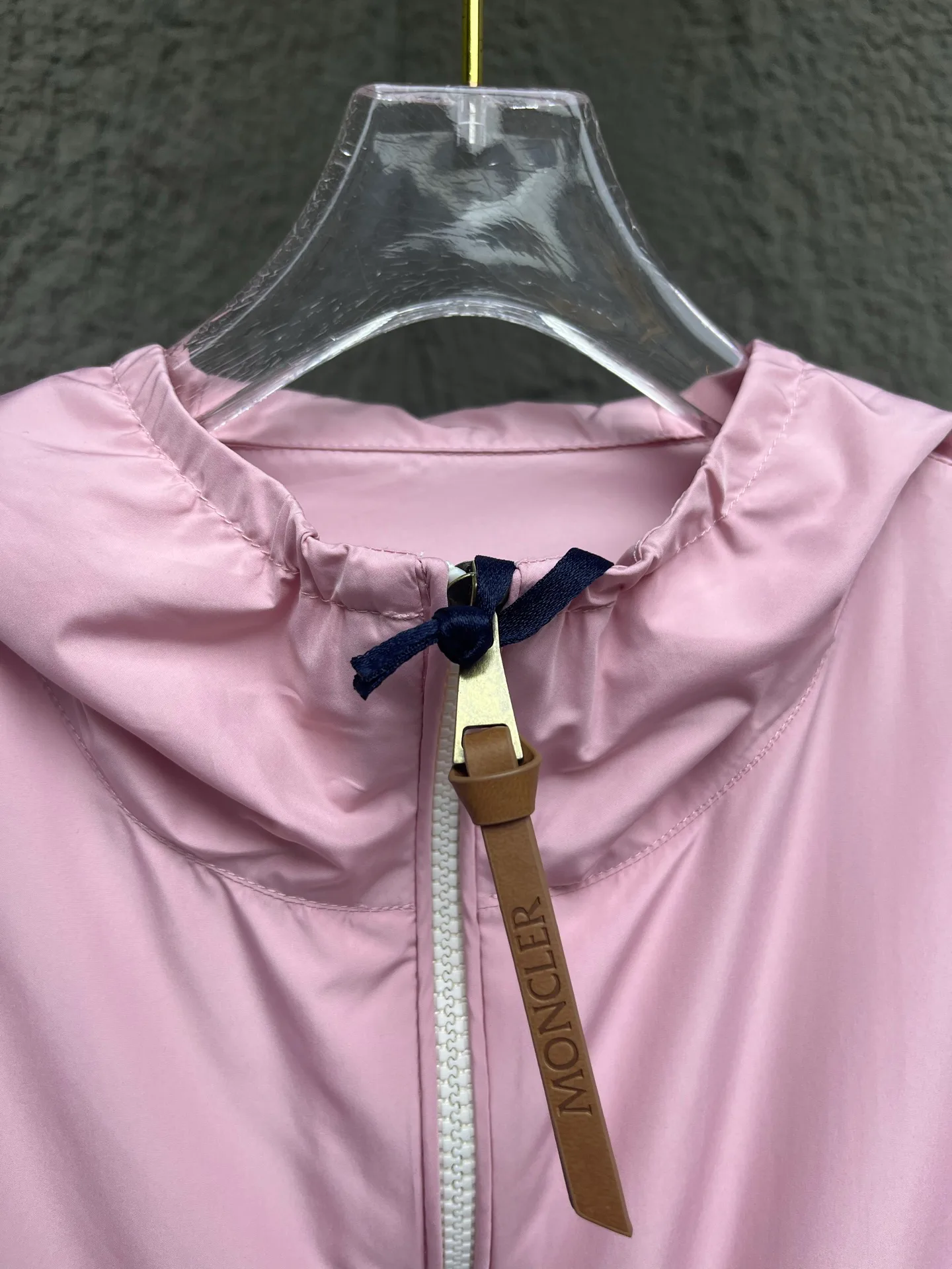 Куртки И Пуховики Женские Moncler 14179718
