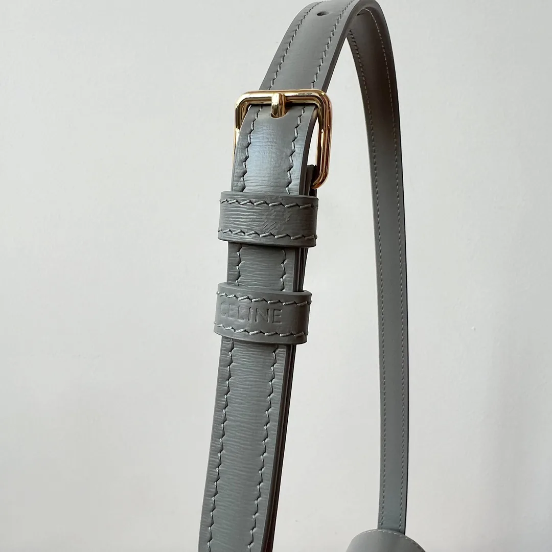 Классические Сумки Женские Celine 11692476