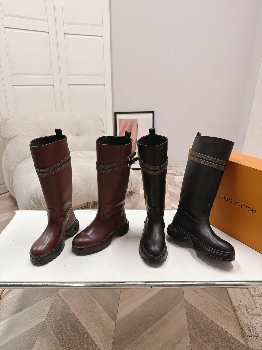 Сапоги Женские Louis Vuitton 18708821