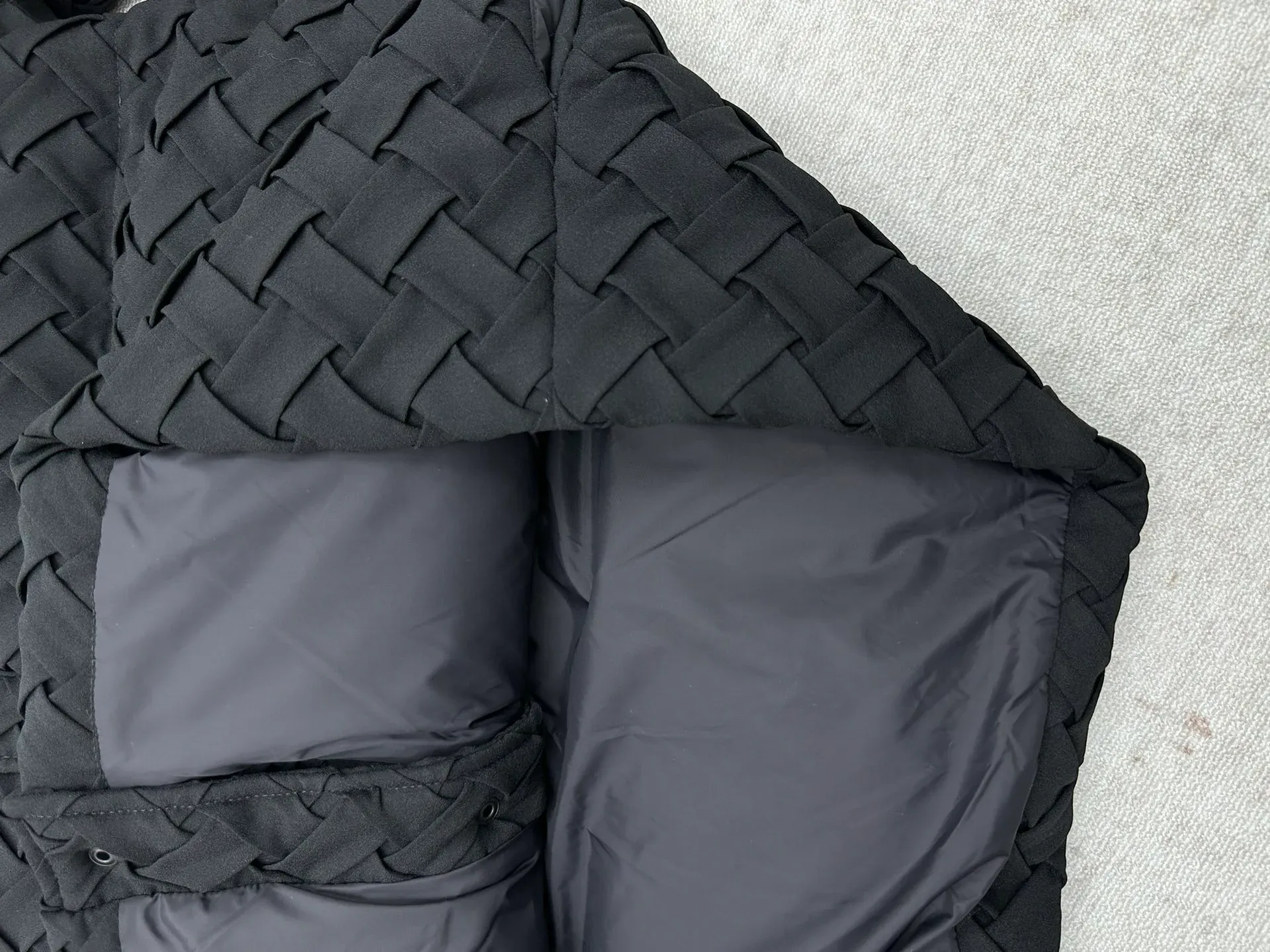 Куртки И Пуховики Женские Bottega Veneta 558452