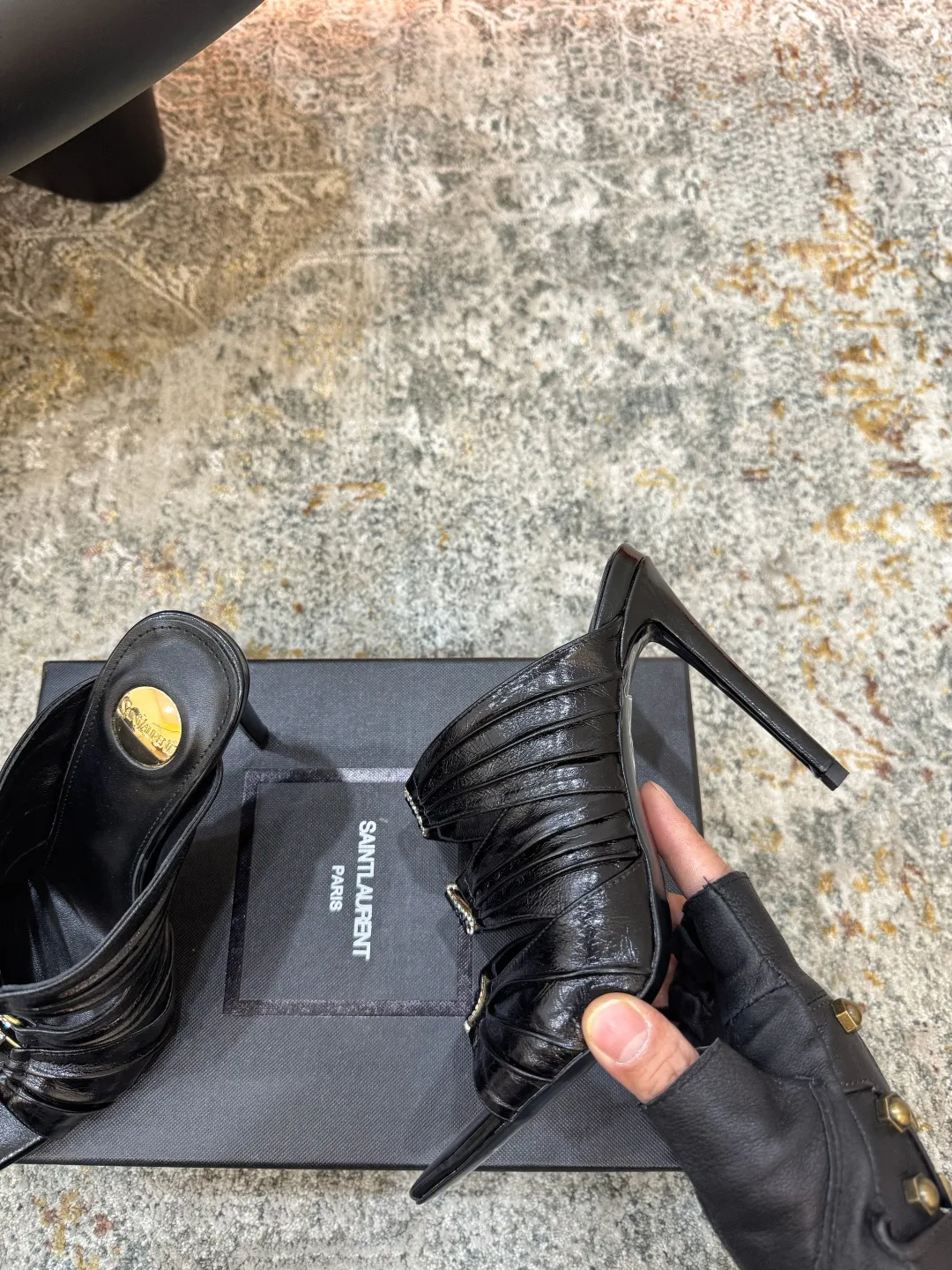 Босоножки Женские Saint Laurent 11579364