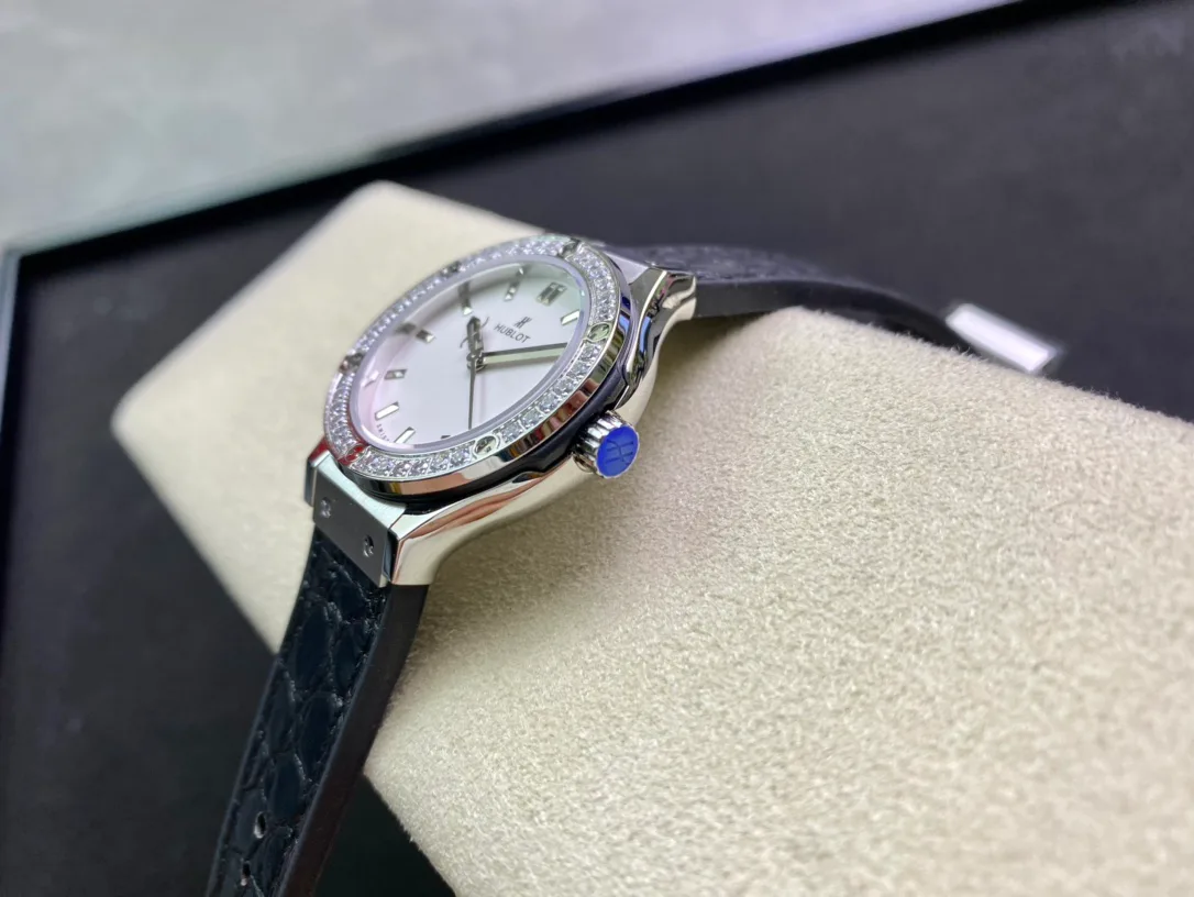 Часы Женские Hublot 17629723