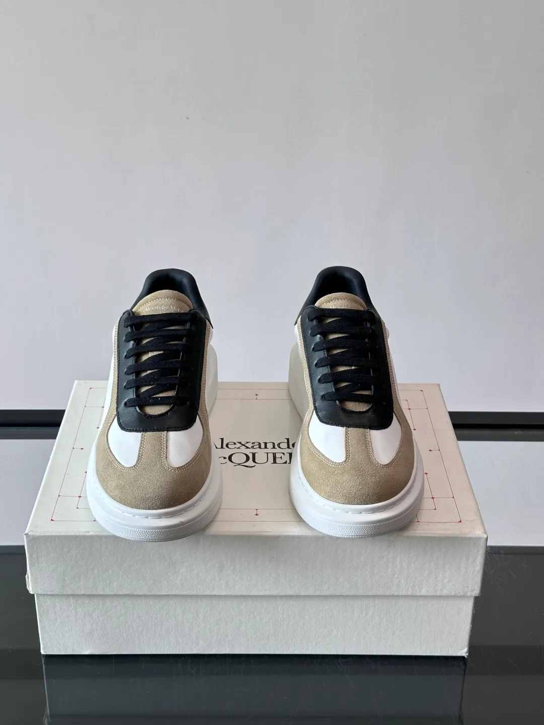 Кроссовки Женские Alexander Mcqueen 17200127