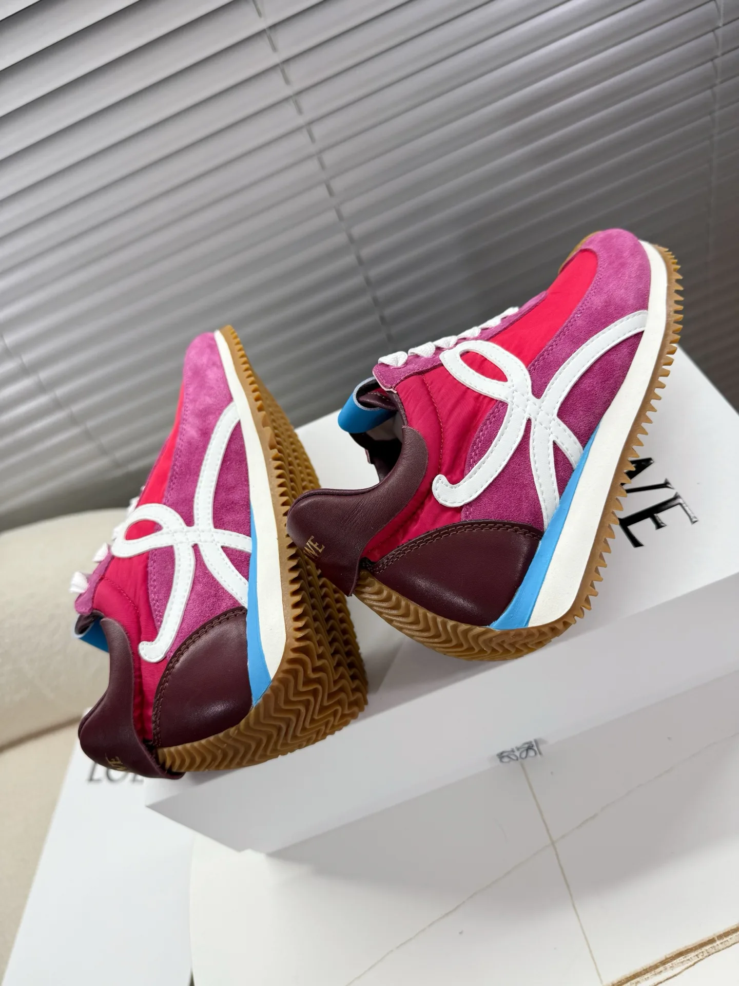 Кроссовки Женские Loewe 4019878