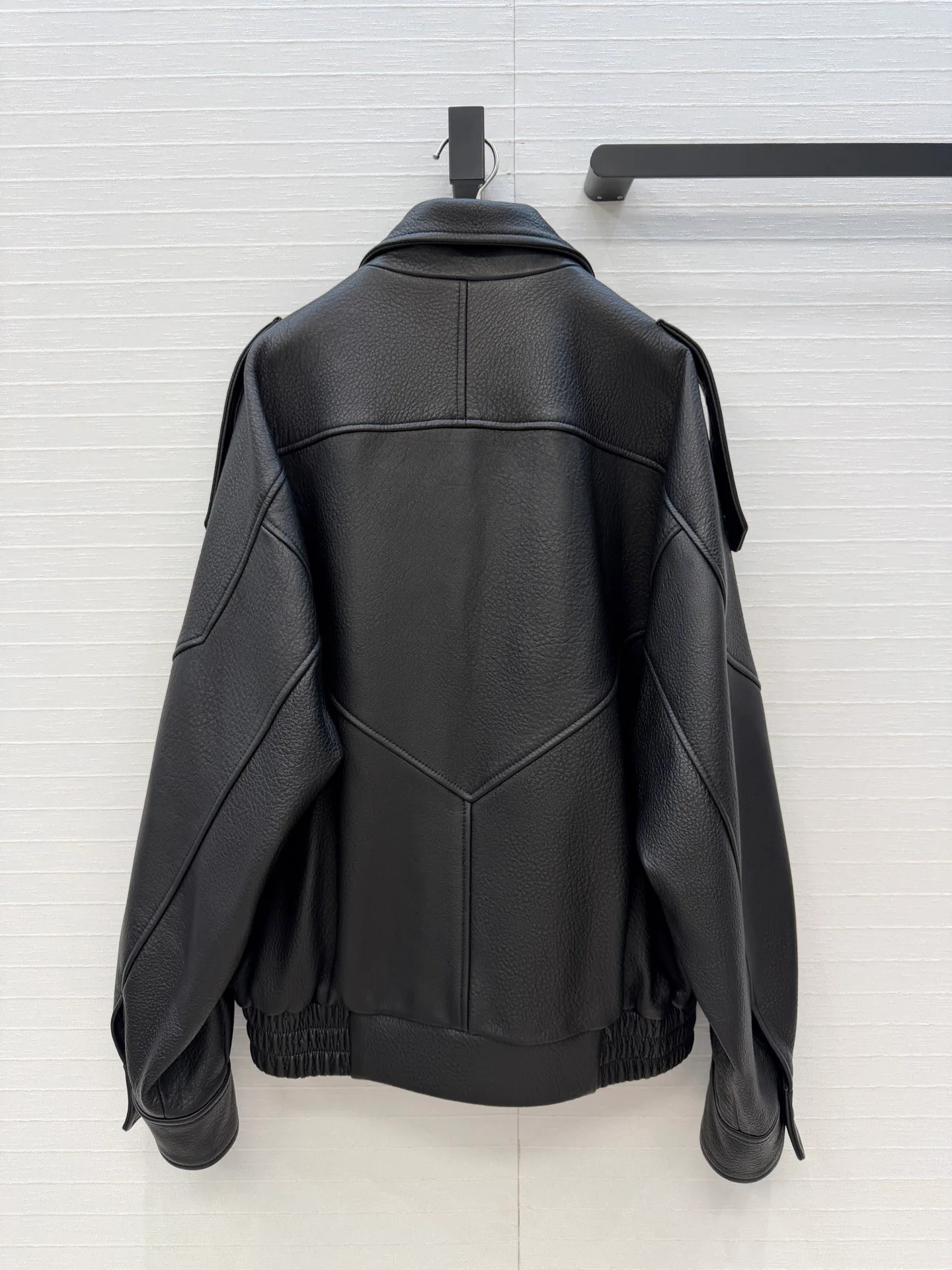 Кожаные Куртки И Дублёнки Женские Saint Laurent 18115232