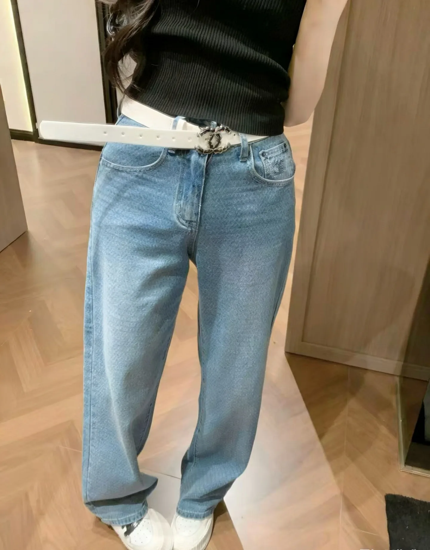 Джинсы Женские Chanel 11147497