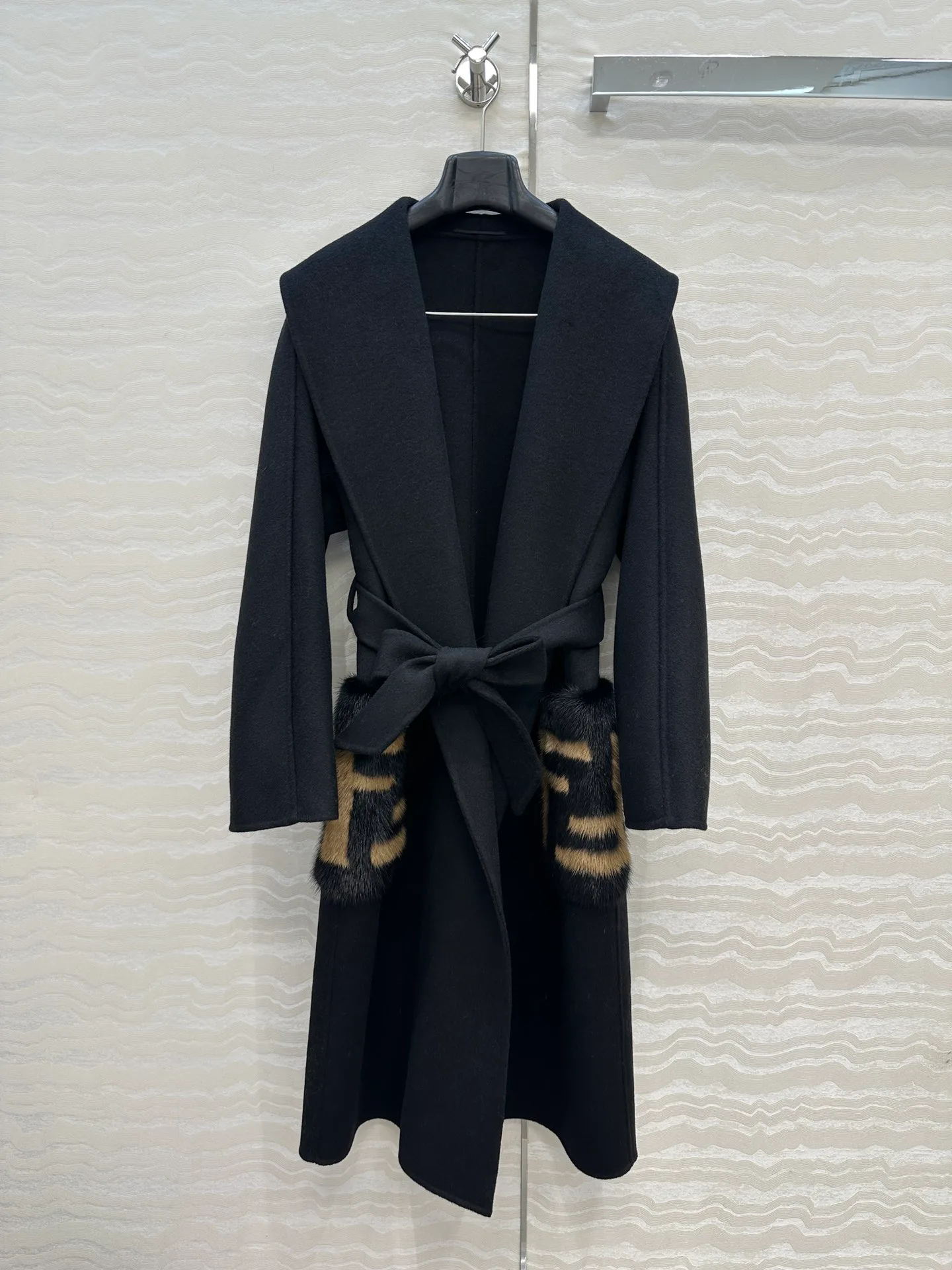 Пальто Женские Fendi 1061428