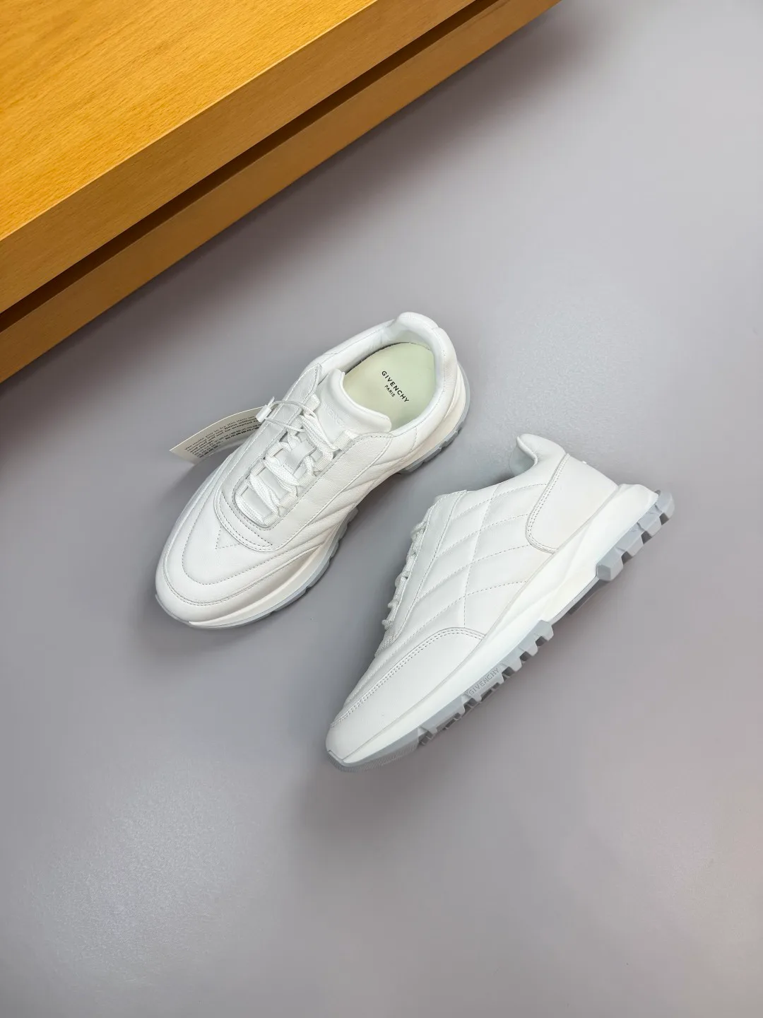 Кроссовки Женские Givenchy 497998