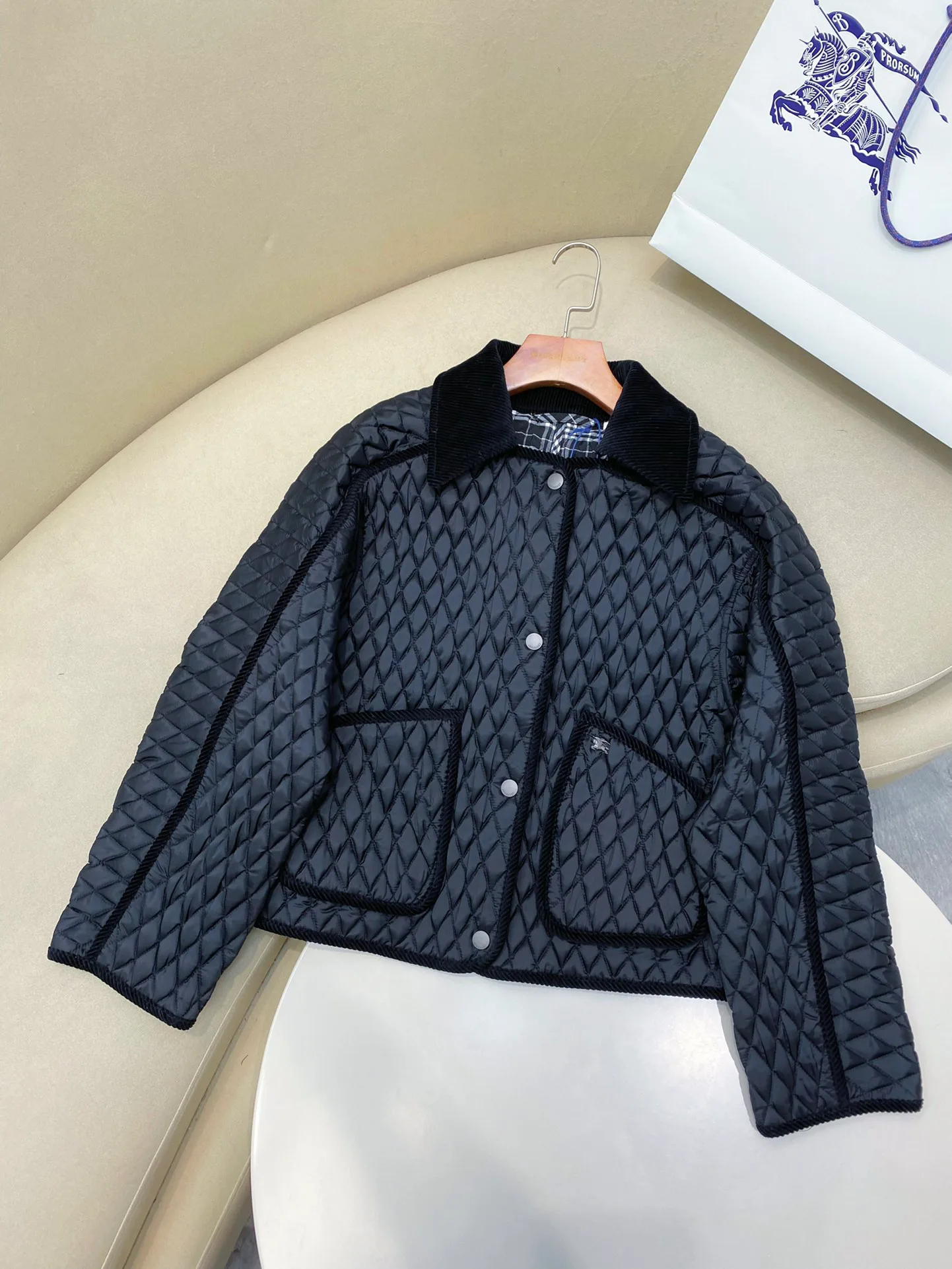 Куртки И Пуховики Женские Burberry 19097359
