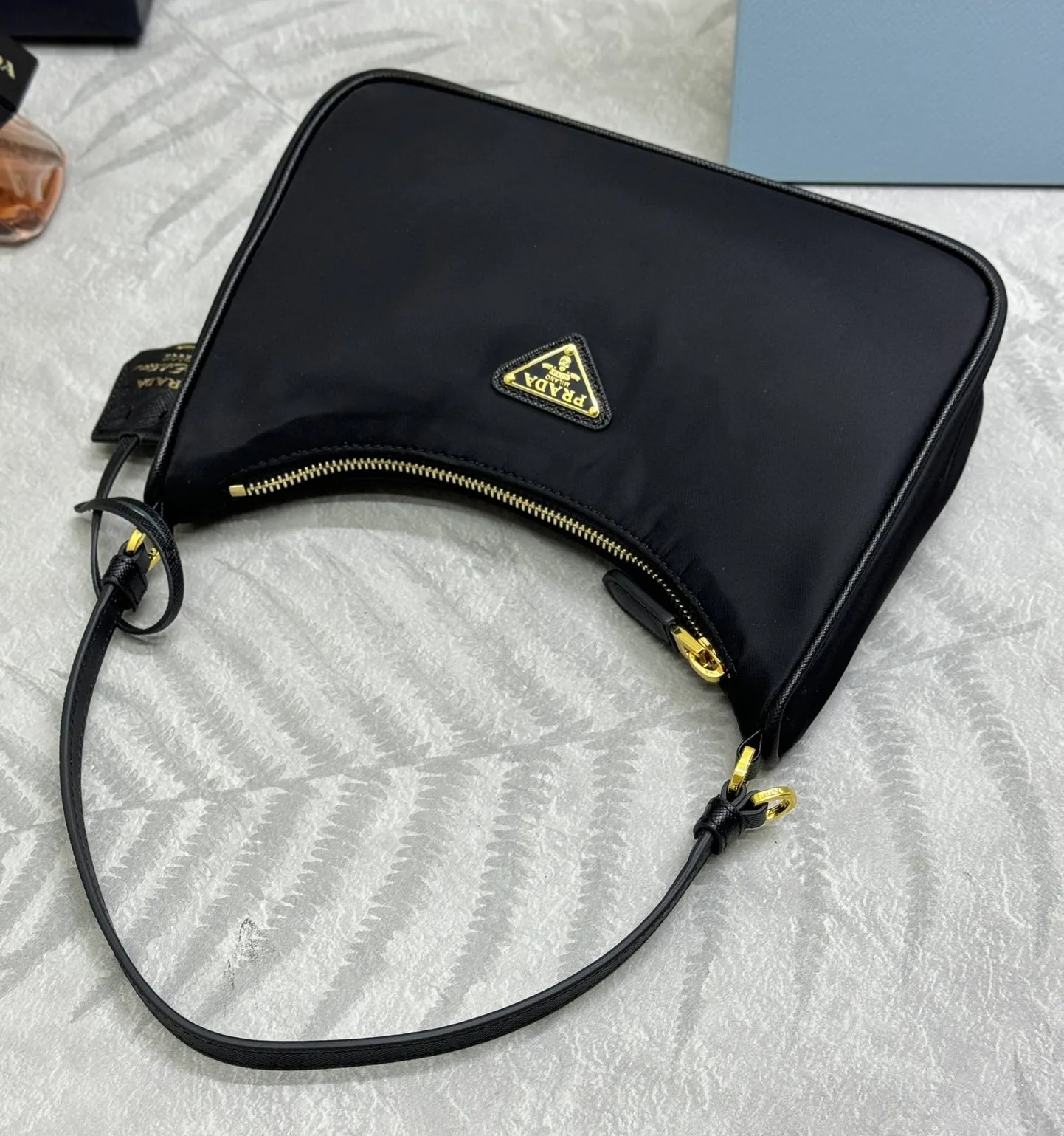 Сумки На Ремне Женские Prada 11682010