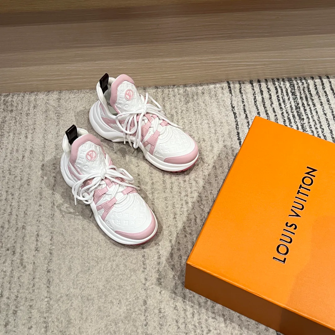 Кроссовки Женские Louis Vuitton 371435