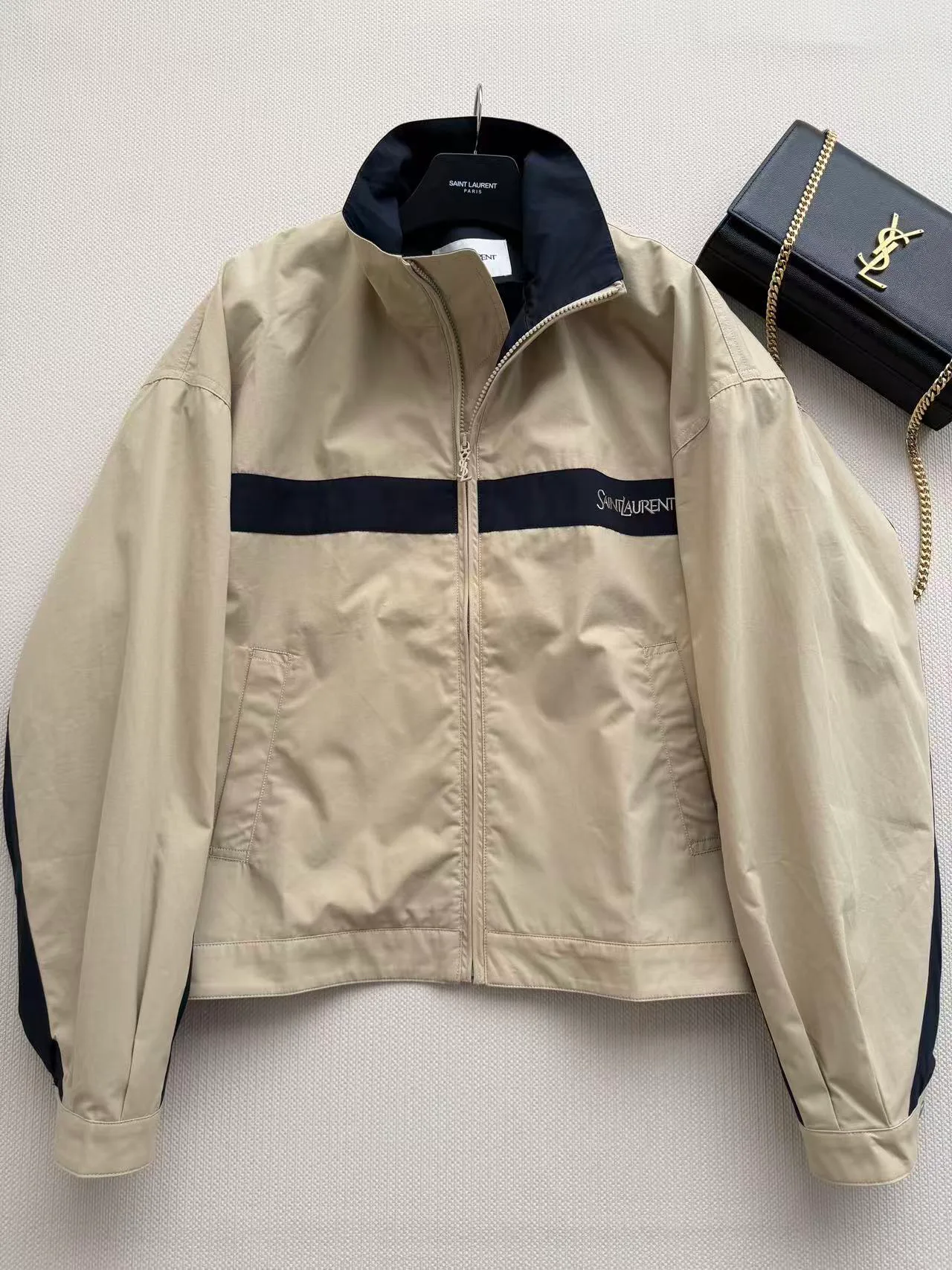 Куртки И Пуховики Женские Saint Laurent 18601941