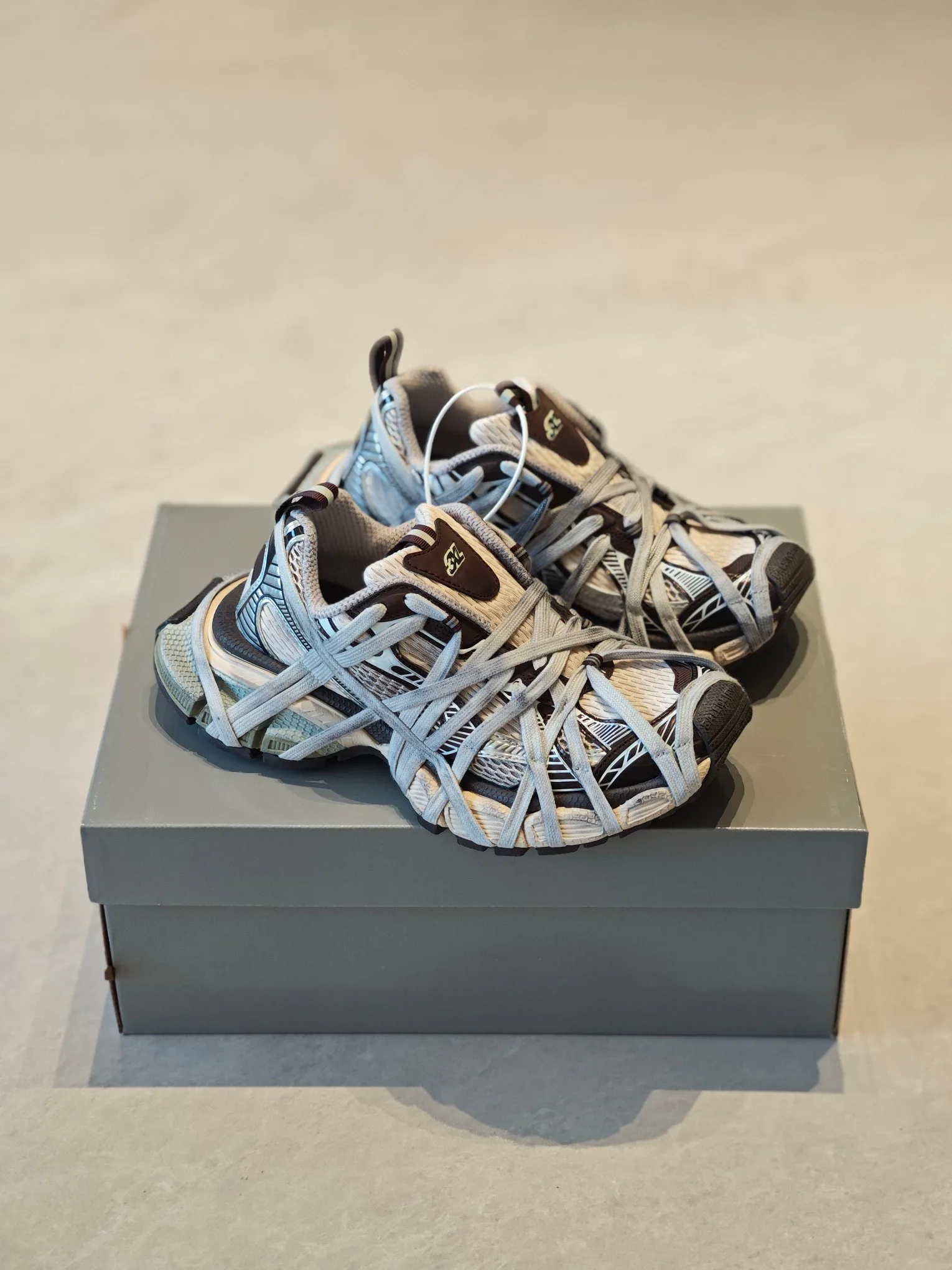 Кроссовки Женские Balenciaga 4624484