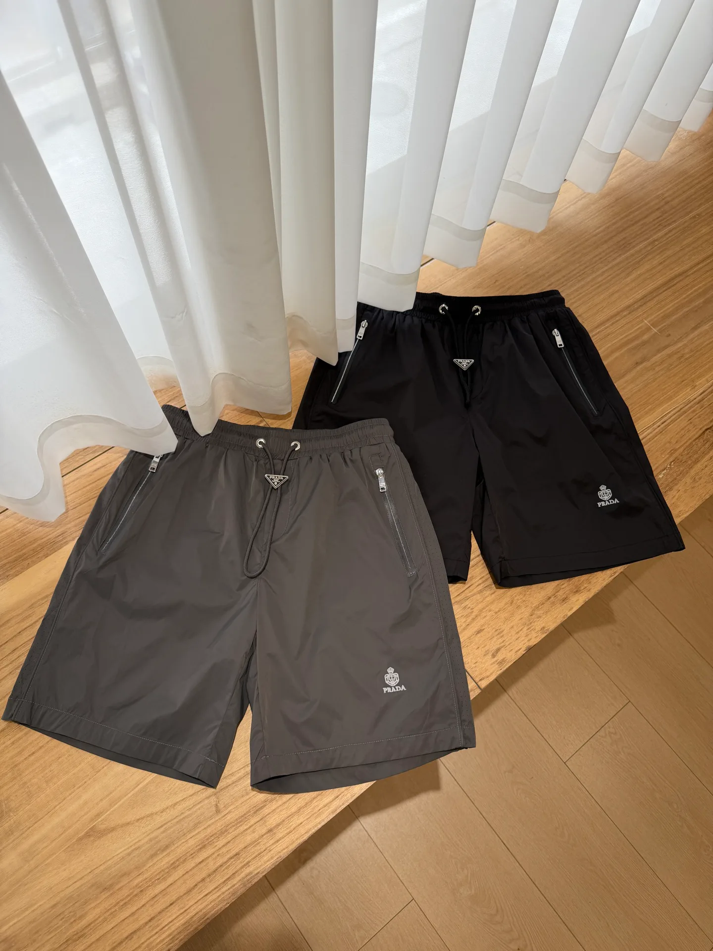 Шорты Женские Prada 13188815