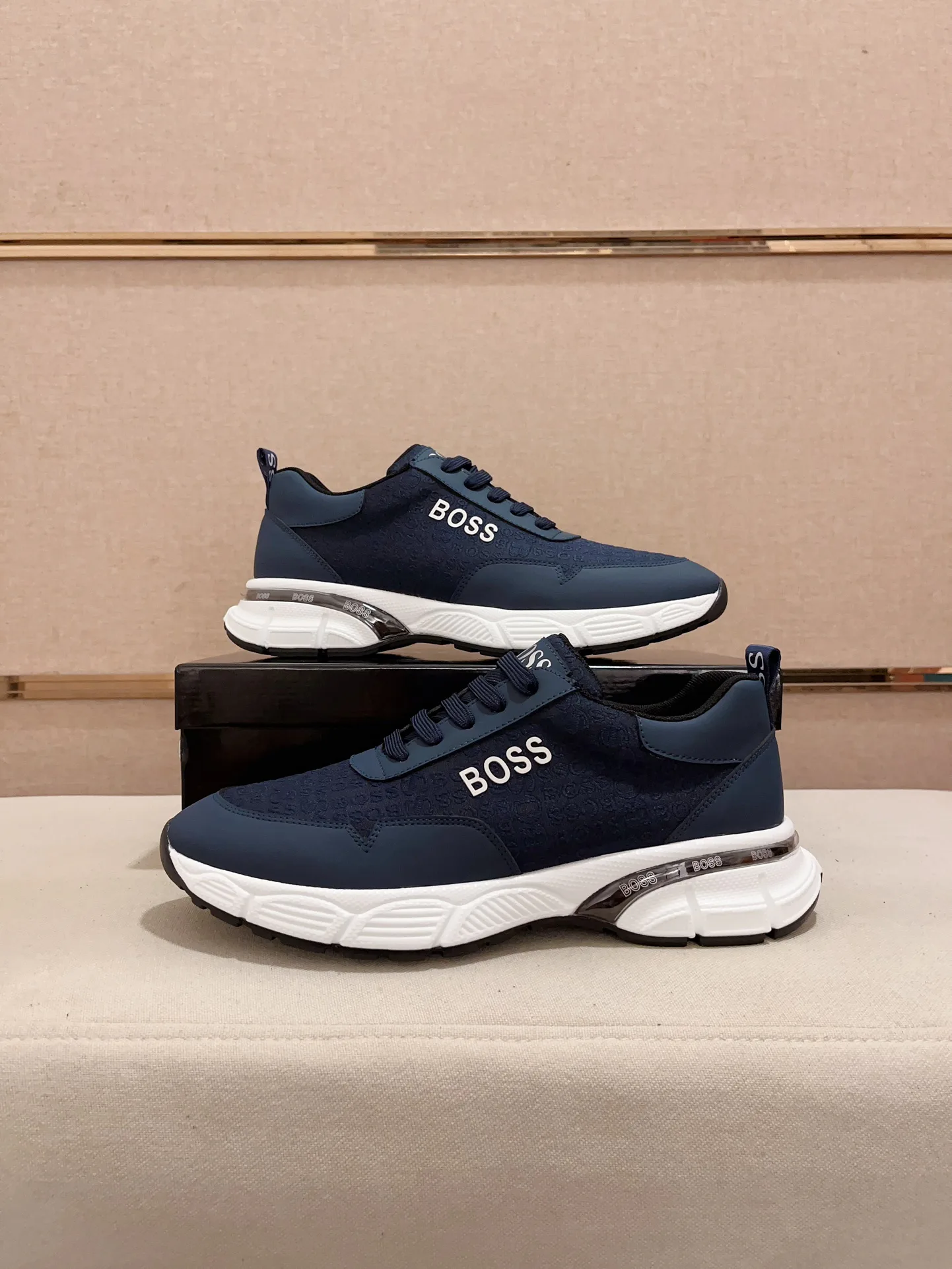 Кроссовки Мужские Hugo Boss 588005