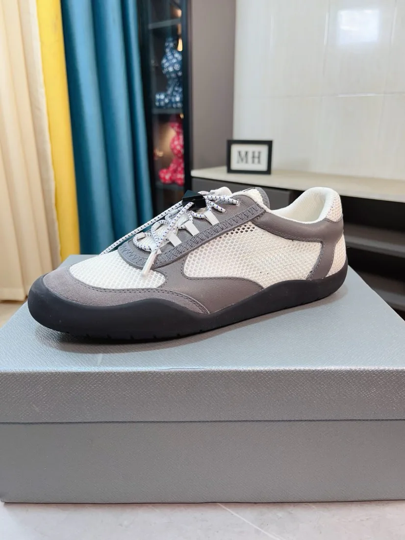 Кроссовки Мужские Prada 12835333