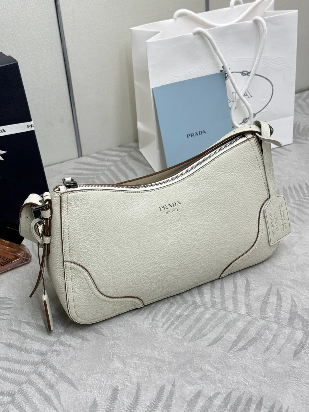 Сумки На Ремне Женские Prada 617100