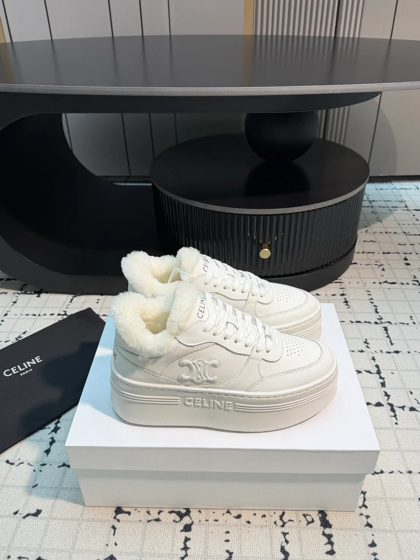 Кроссовки Женские Celine 18547326