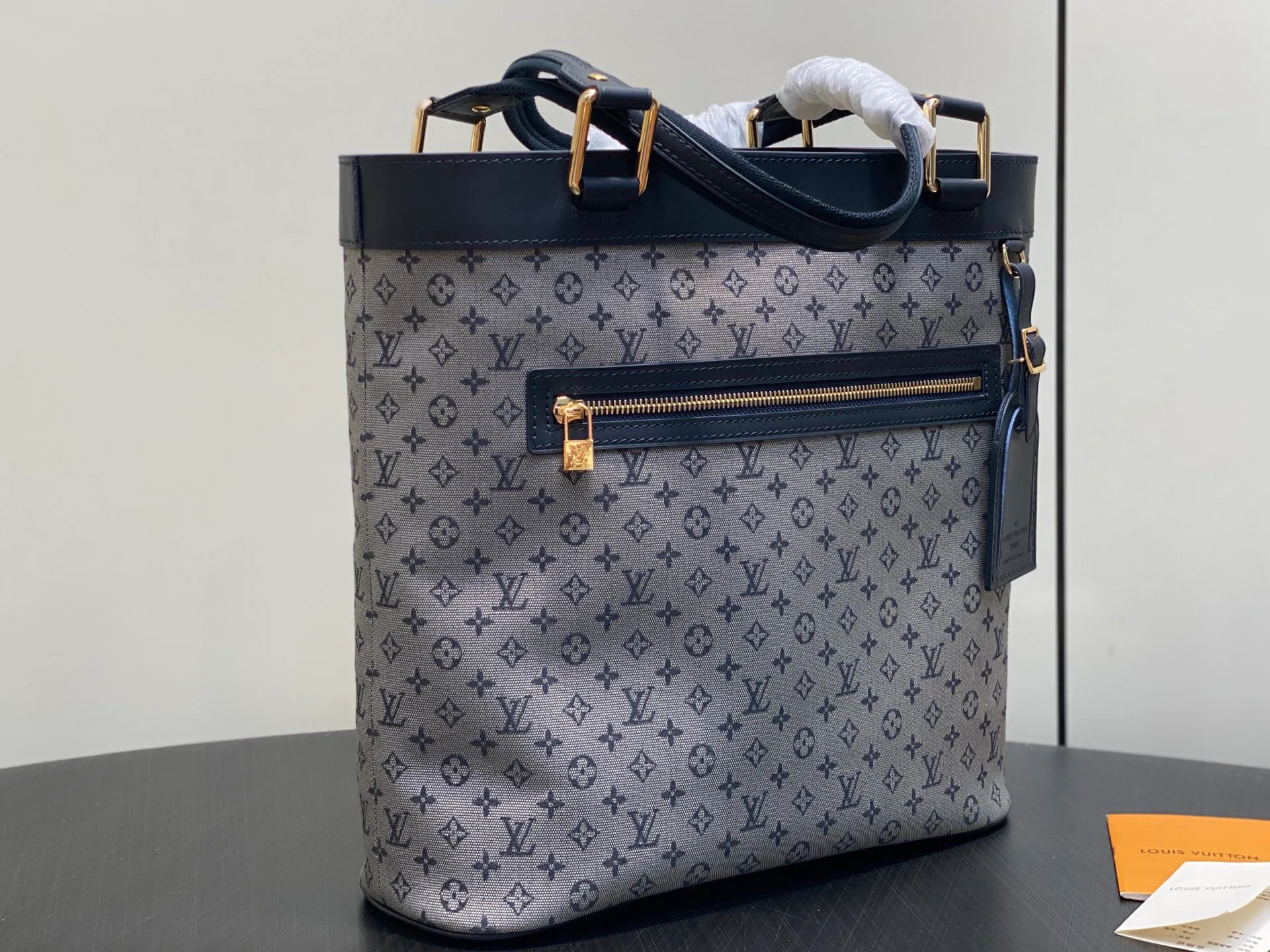 Классические Сумки Женские Louis Vuitton 17499399