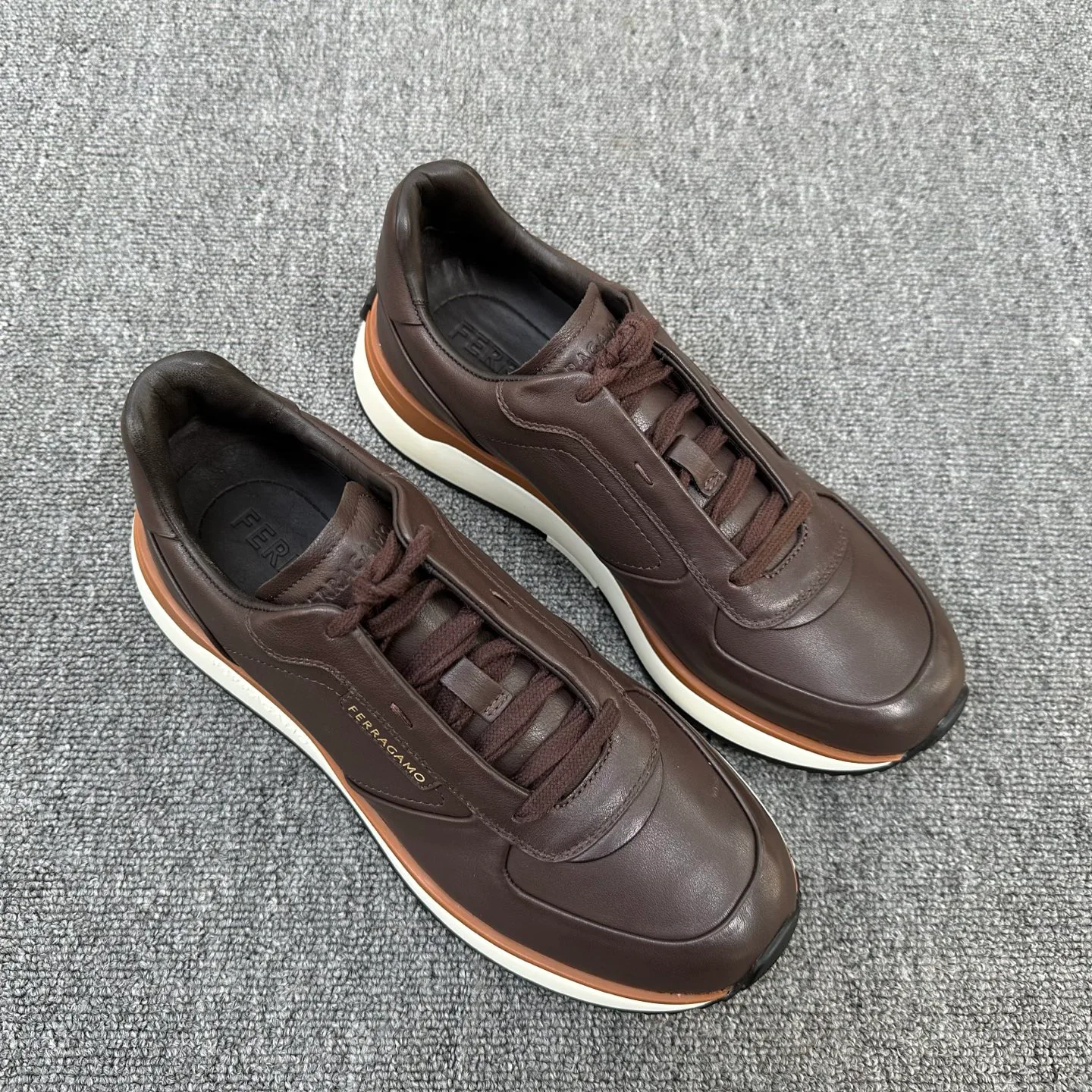 Кроссовки Мужские Salvatore Ferragamo 18075951