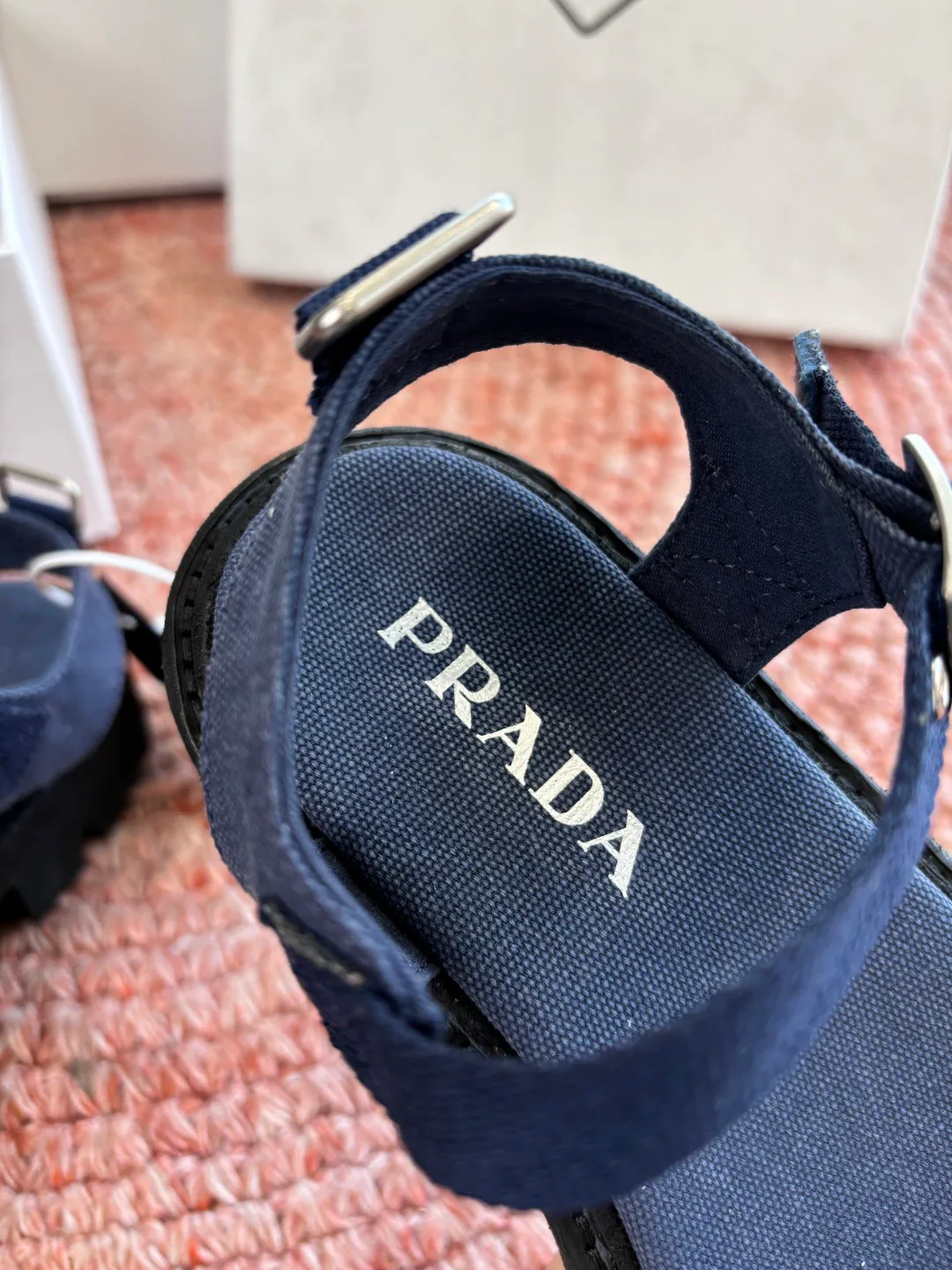 Сандалии Женские Prada 10446995